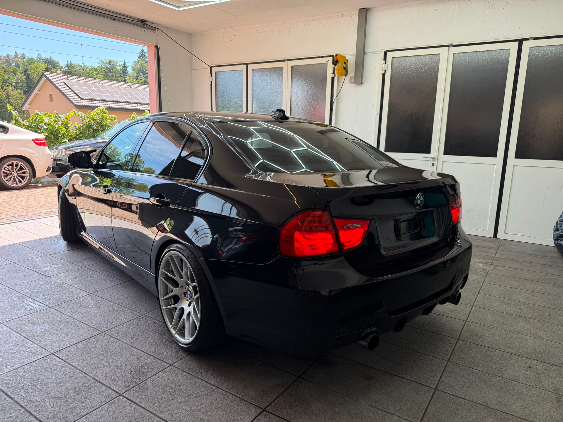 BMW 335d Steptronic M-Sportpaket-image-1