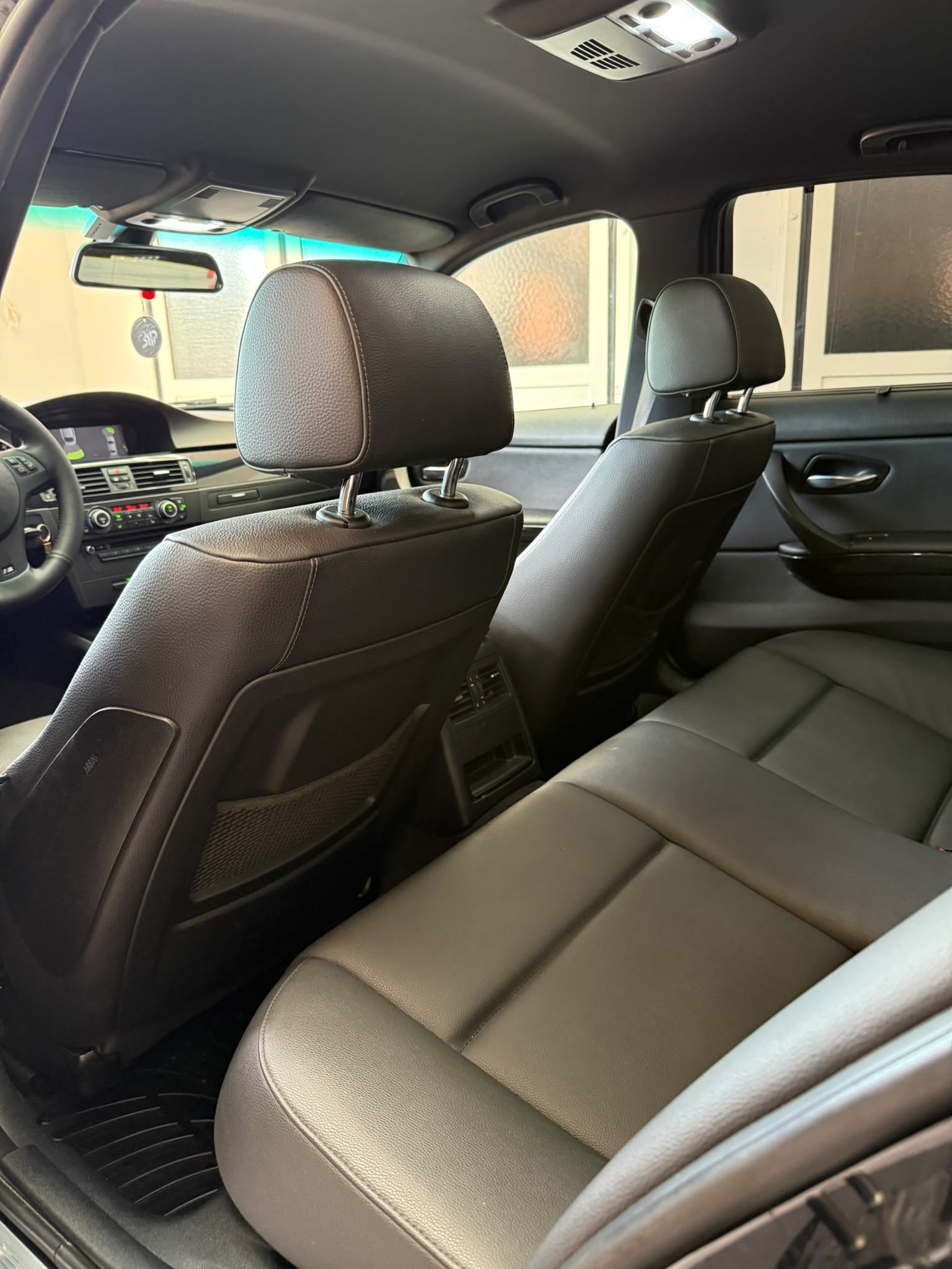 BMW 335d Steptronic M-Sportpaket-image-5