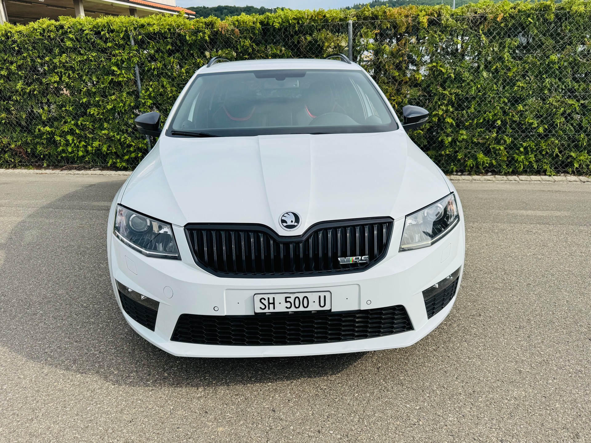SKODA Octavia Combi 2.0 TSI RS DSG-image-2