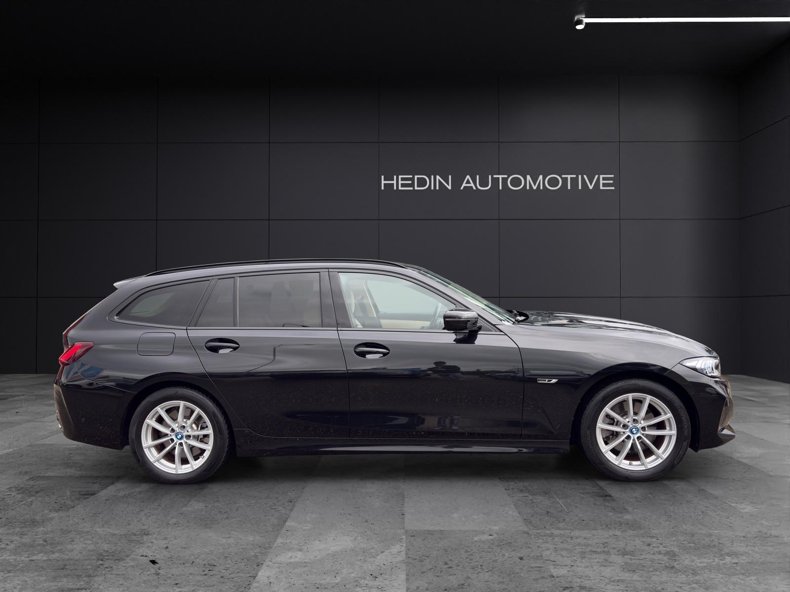 BMW 320e xDrive Touring-image-6