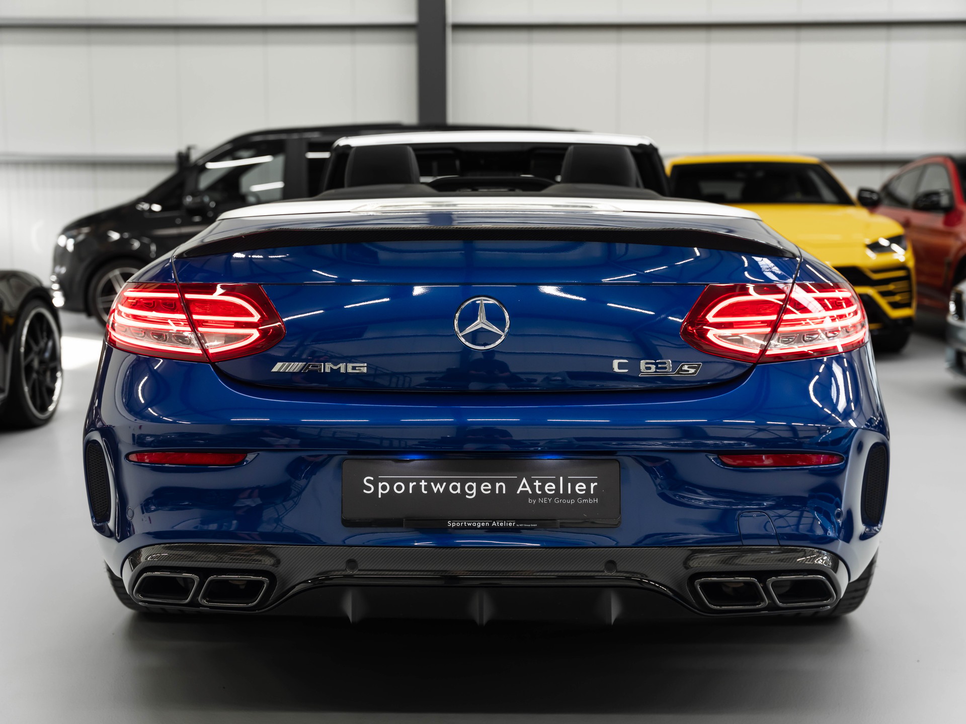 MERCEDES-BENZ C 63 S Cabriolet AMG Speedshift-image-3