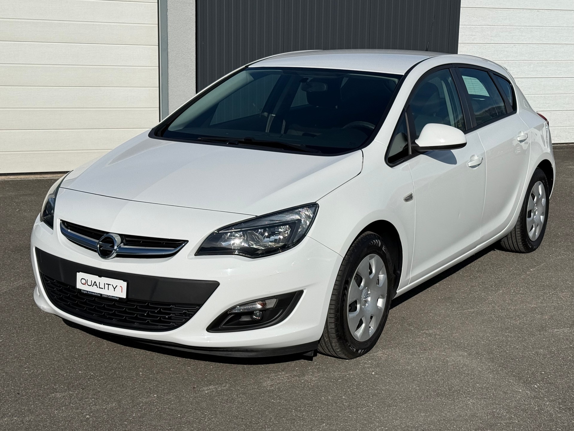 OPEL Astra 1.6i 16V Automatic-image-1