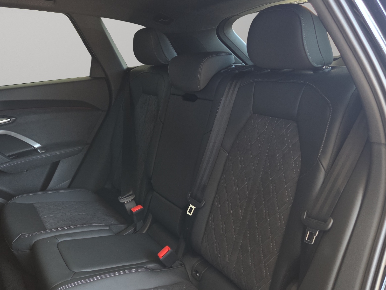 AUDI Q5 TDI quattro 150 kW S-tronic-image-8