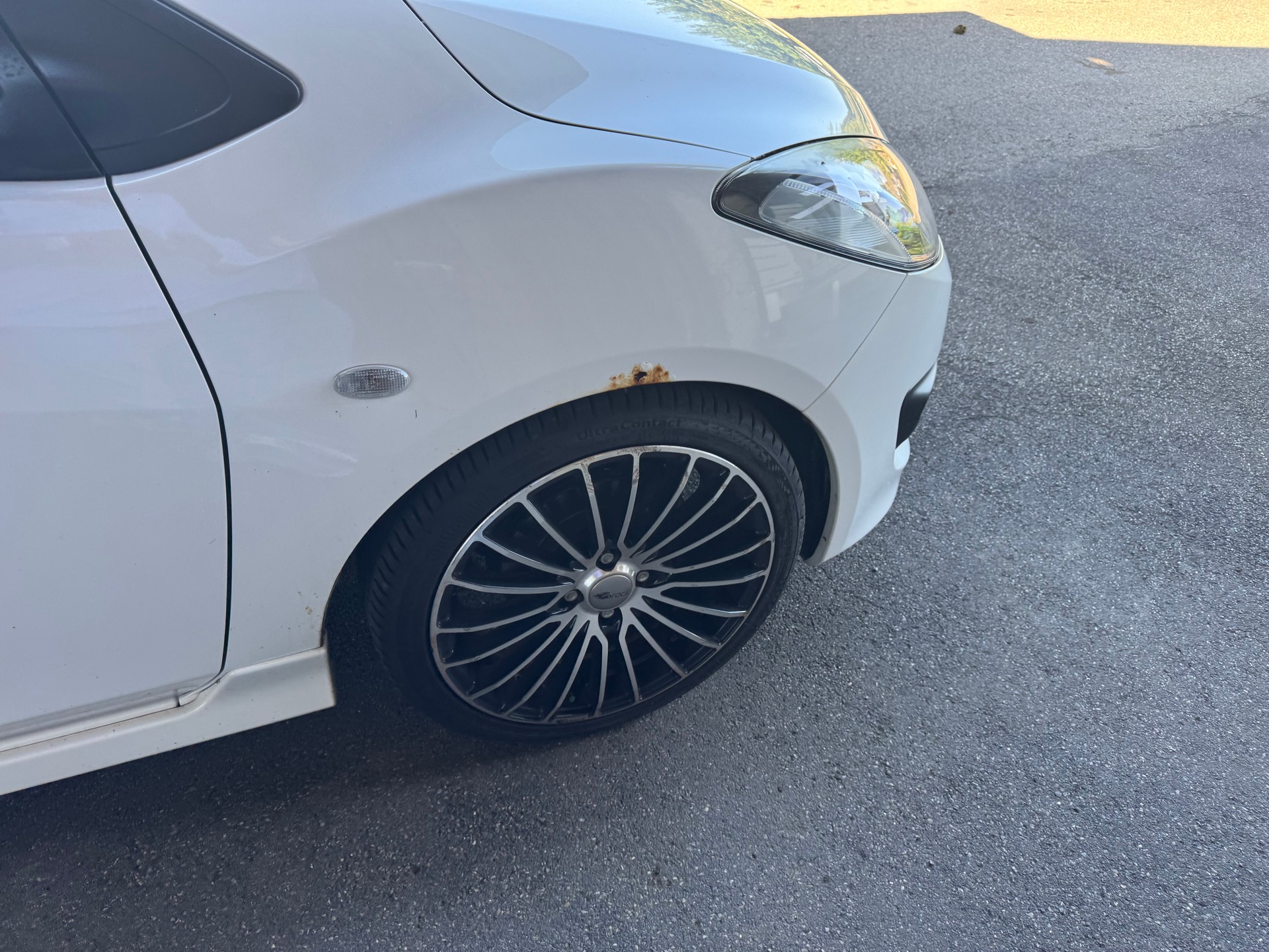 MAZDA 2 1.5i 16V Sport-image-8