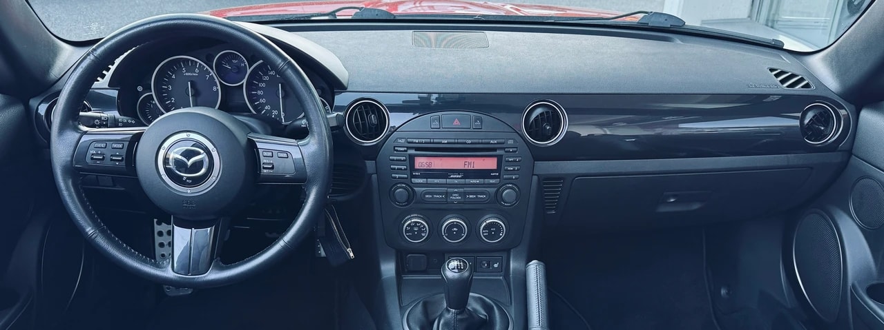 MAZDA MX-5 Roadster-Coupé 2.0i 16V Sport-image-12