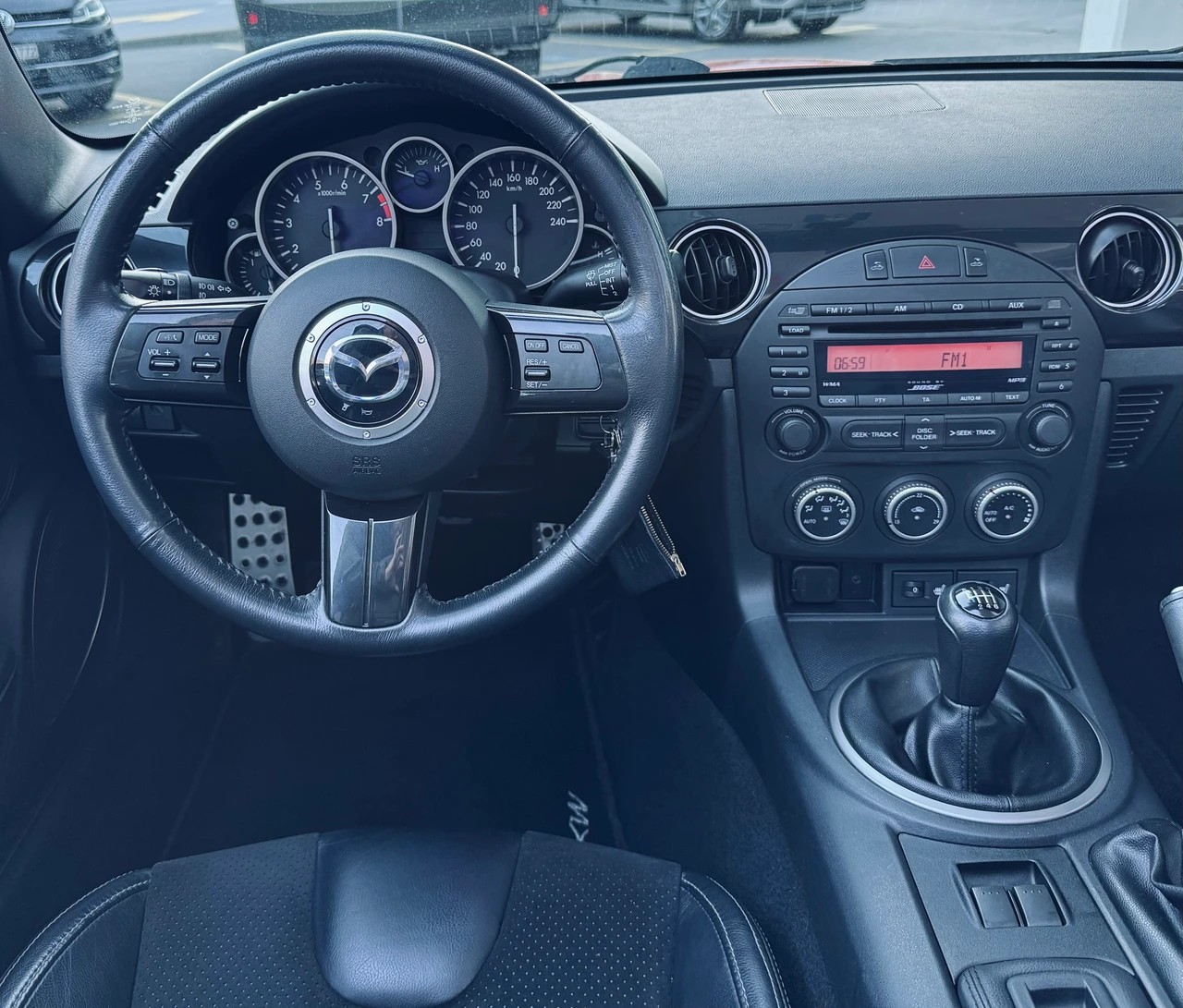 MAZDA MX-5 Roadster-Coupé 2.0i 16V Sport-image-13