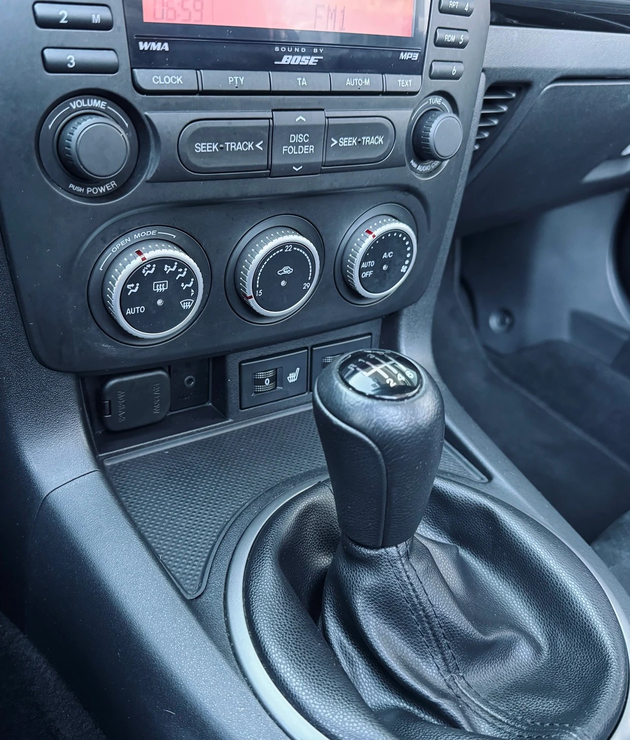 MAZDA MX-5 Roadster-Coupé 2.0i 16V Sport-image-15