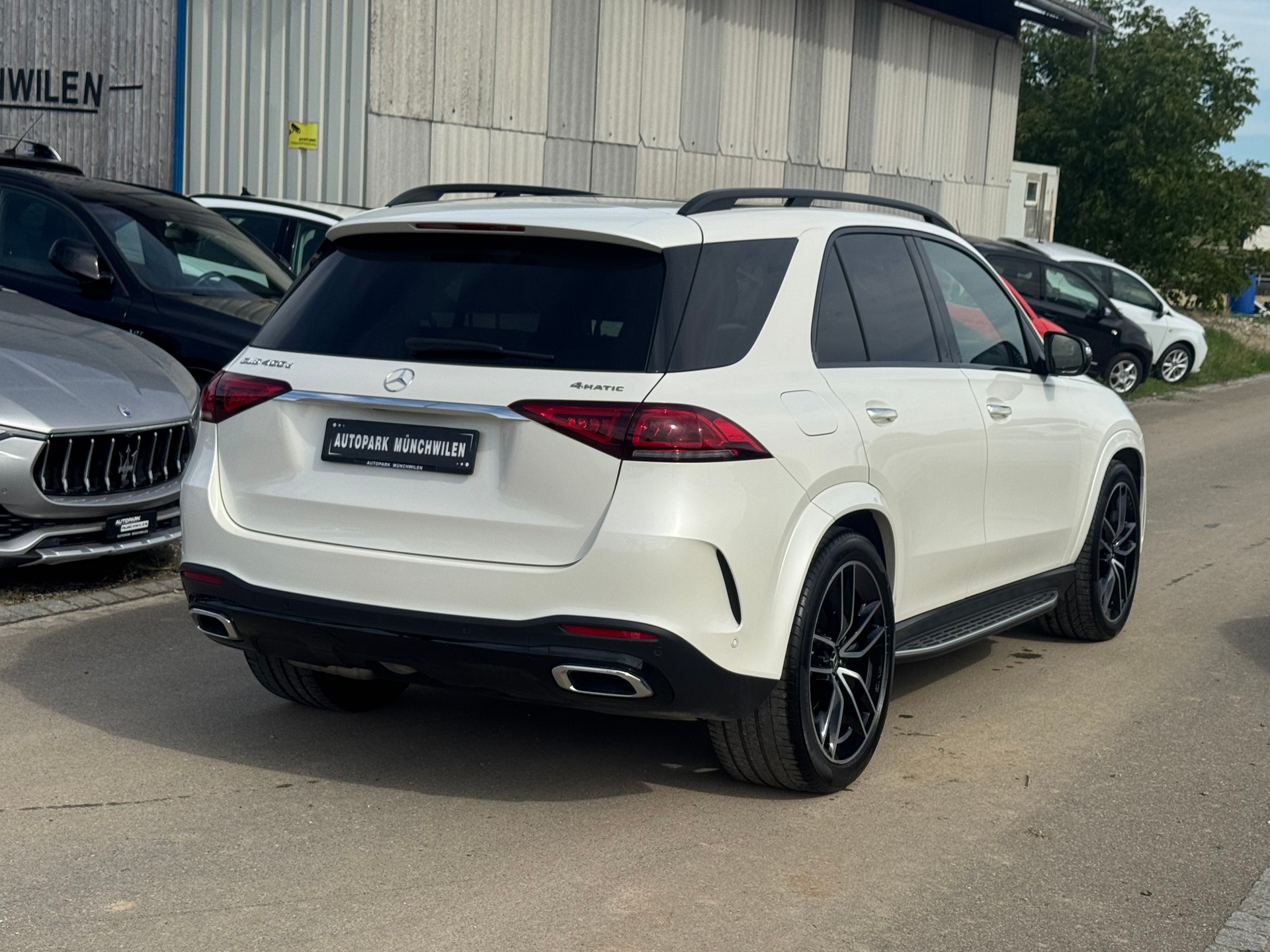 MERCEDES-BENZ GLE 400 d 4Matic AMG Line 9G-Tronic-image-2