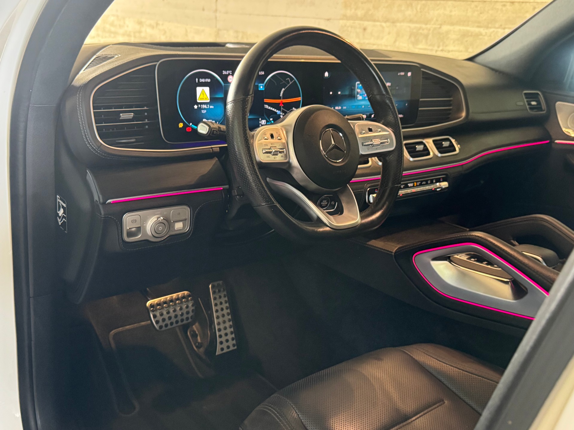 MERCEDES-BENZ GLE 400 d 4Matic AMG Line 9G-Tronic-image-8