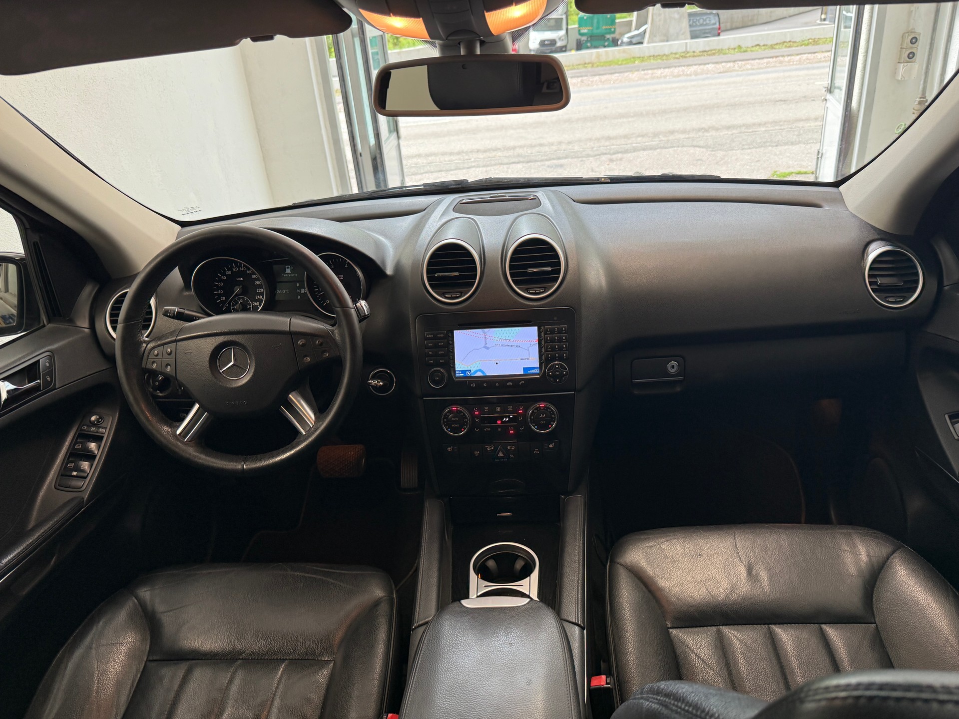MERCEDES-BENZ ML 350 4Matic Edition 7G-Tronic AHK 3500KG-image-22