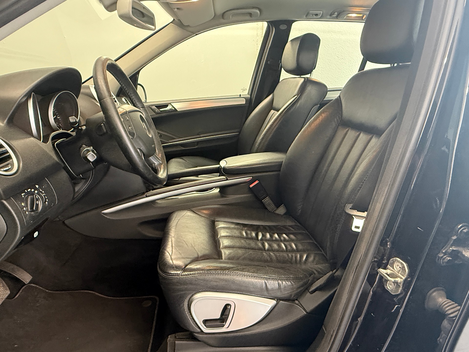 MERCEDES-BENZ ML 350 4Matic Edition 7G-Tronic AHK 3500KG-image-9