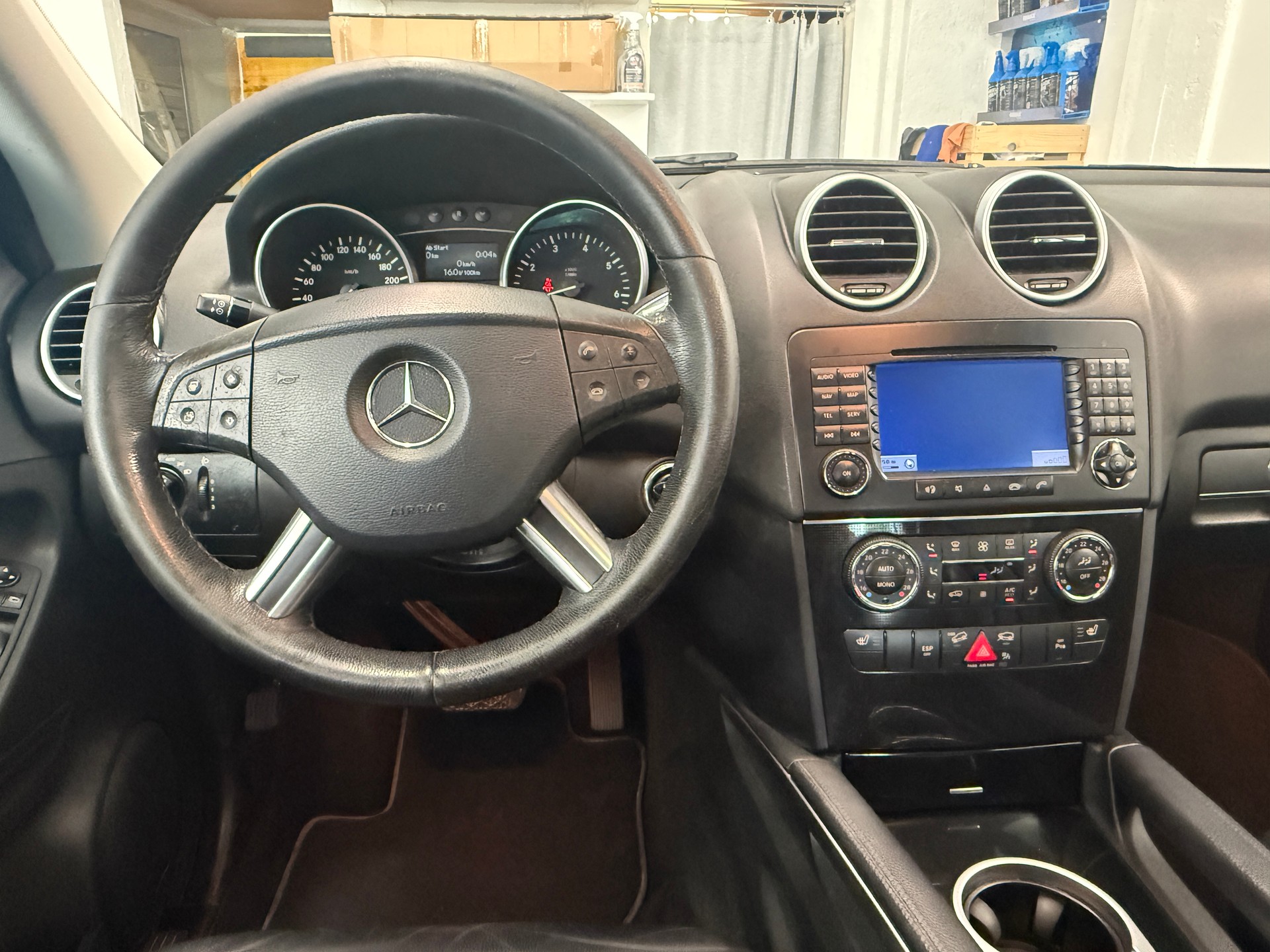 MERCEDES-BENZ ML 350 4Matic Edition 7G-Tronic AHK 3500KG-image-13