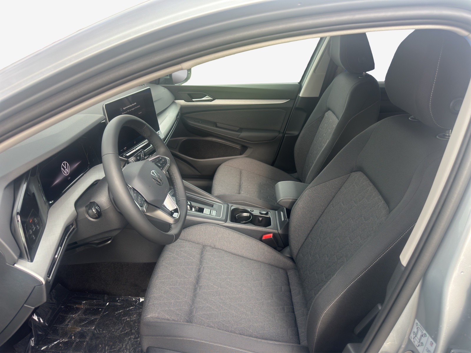 VW Golf 1.5 e TSI mHEV United DSG-image-7