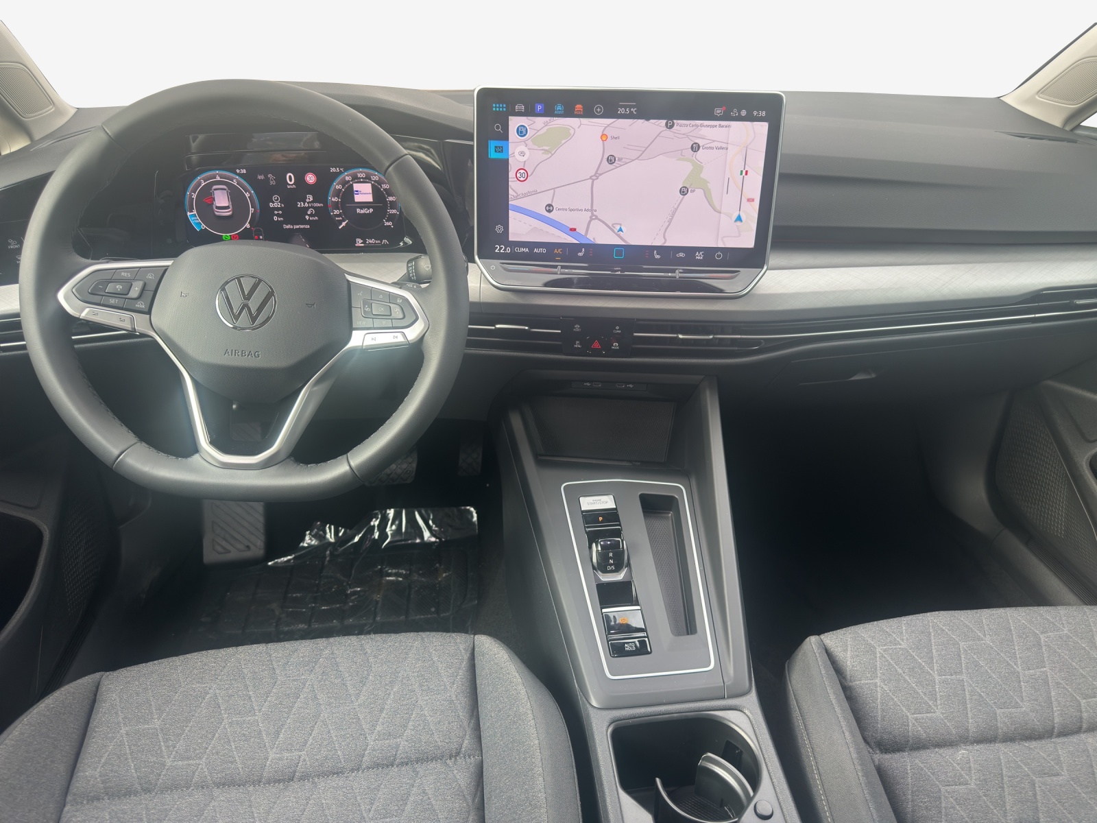 VW Golf 1.5 e TSI mHEV United DSG-image-8