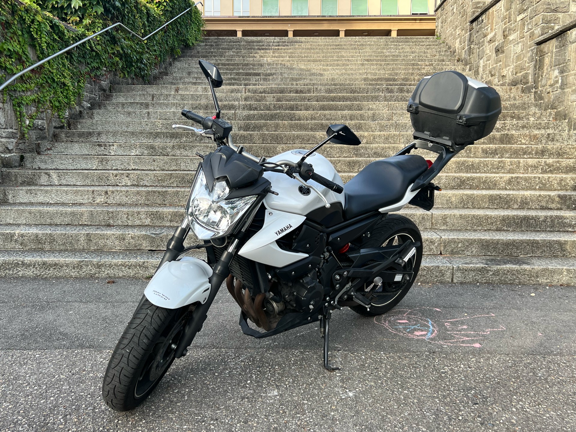 YAMAHA XJ 6-image-8