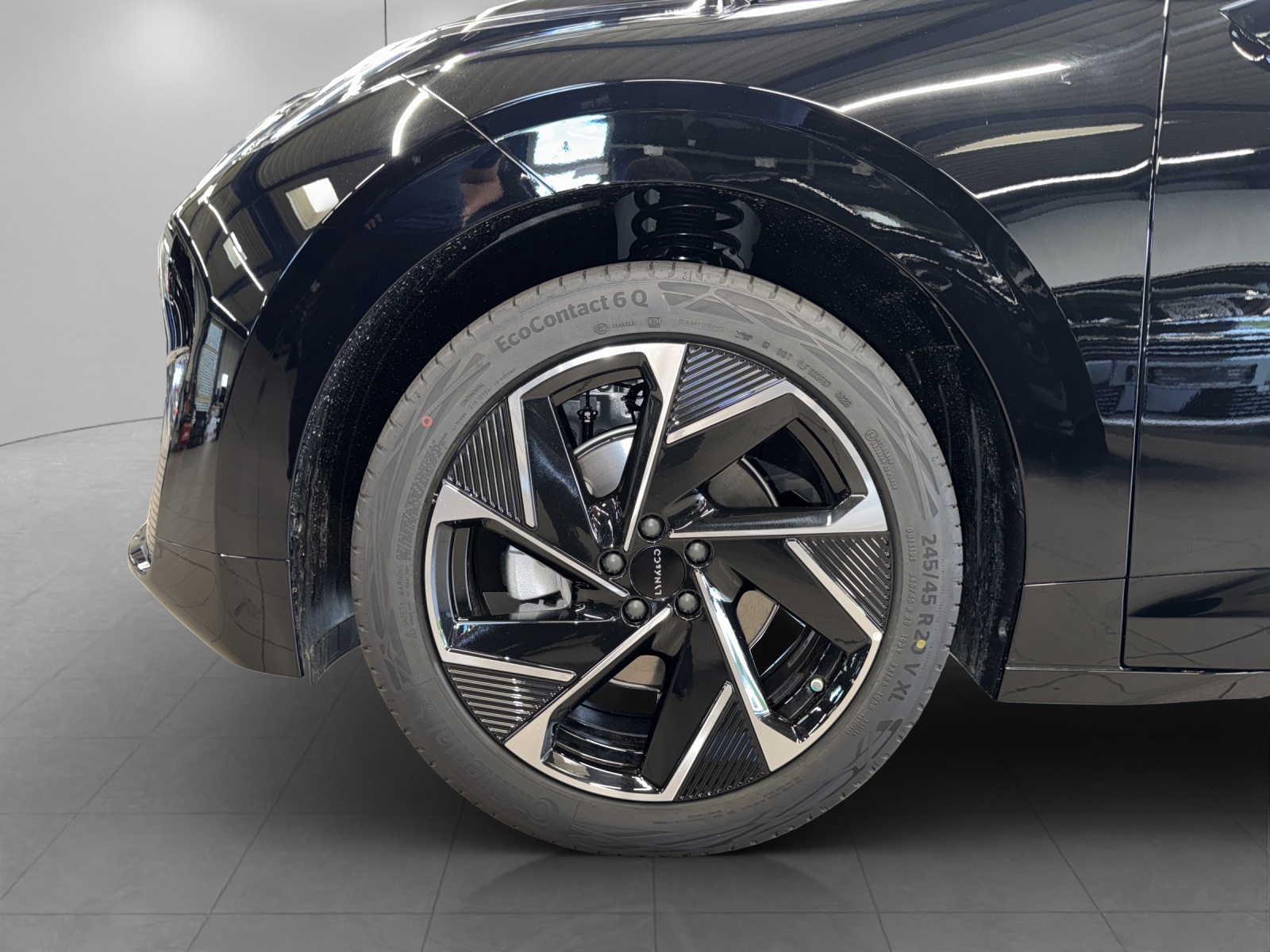LYNK & CO 02 More-image-6
