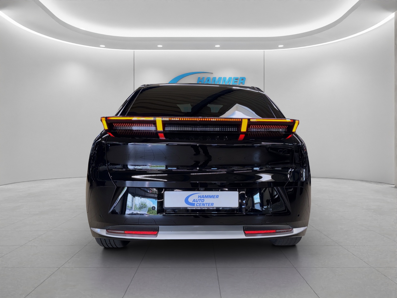 LYNK & CO 02 More-image-3