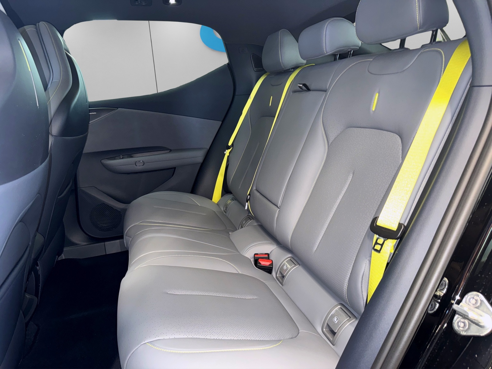 LYNK & CO 02 More-image-13