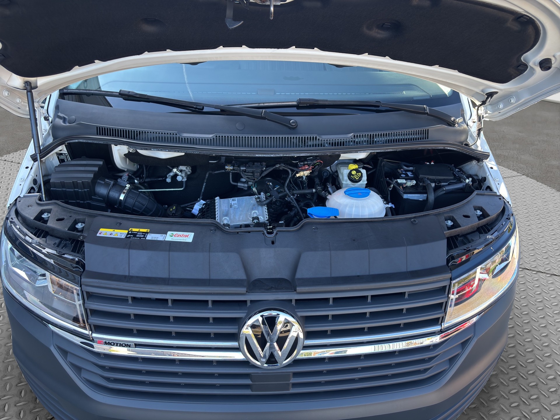 VW T6.1 2.0 TDI 4Motion-image-19