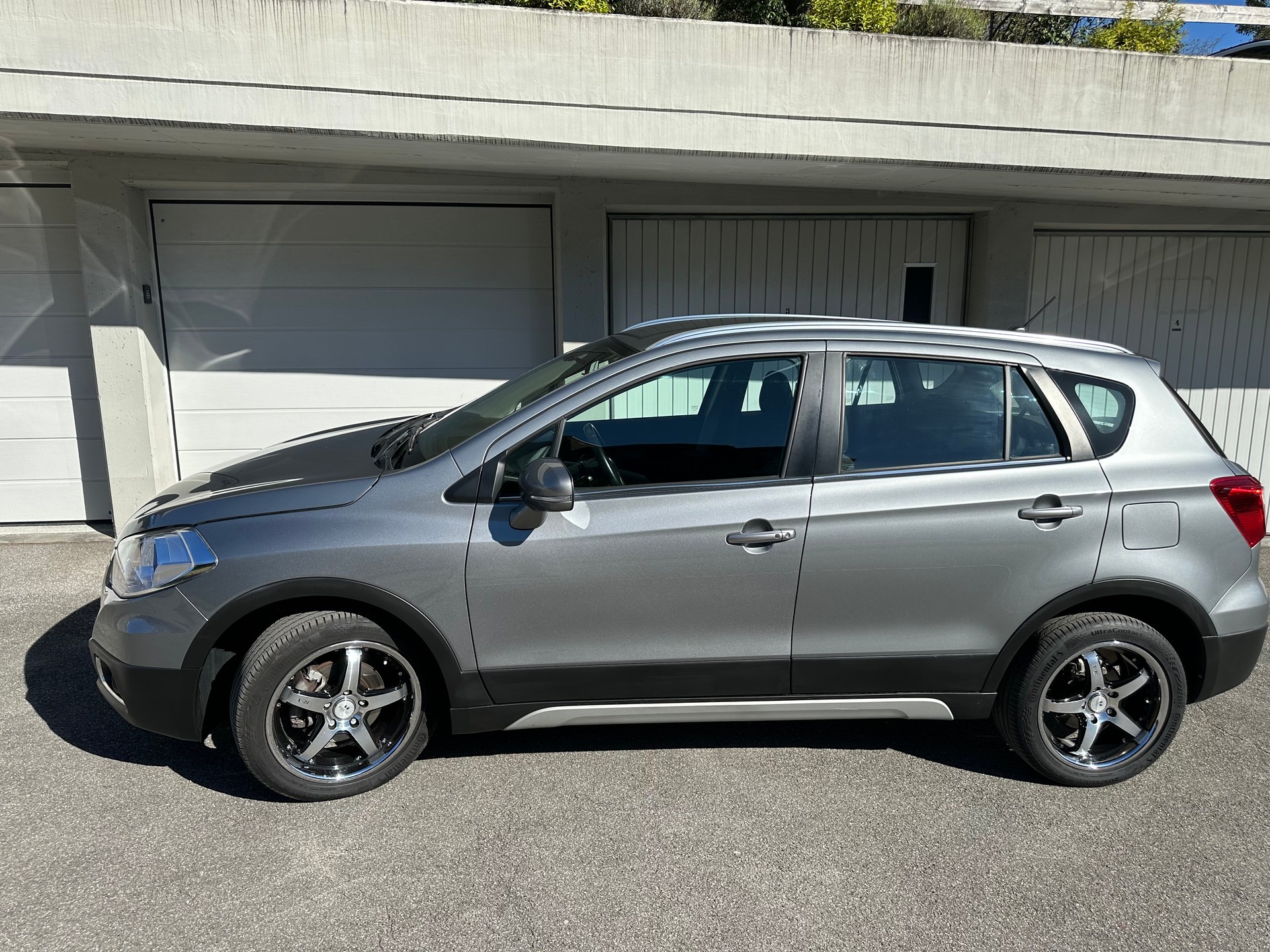SUZUKI SX4-image-2