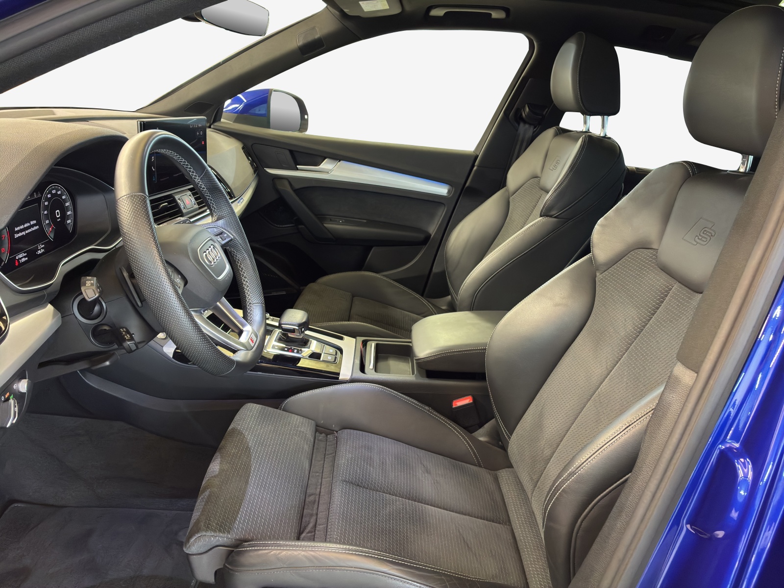 AUDI Q5 45 TFSI S-line quattro S-tronic-image-7
