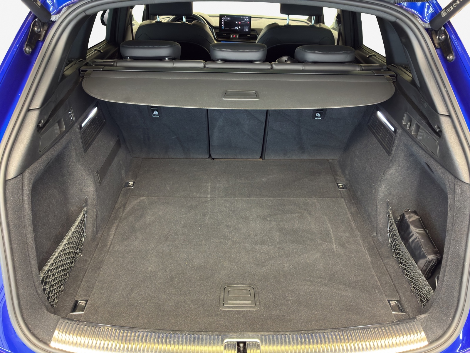AUDI Q5 45 TFSI S-line quattro S-tronic-image-12