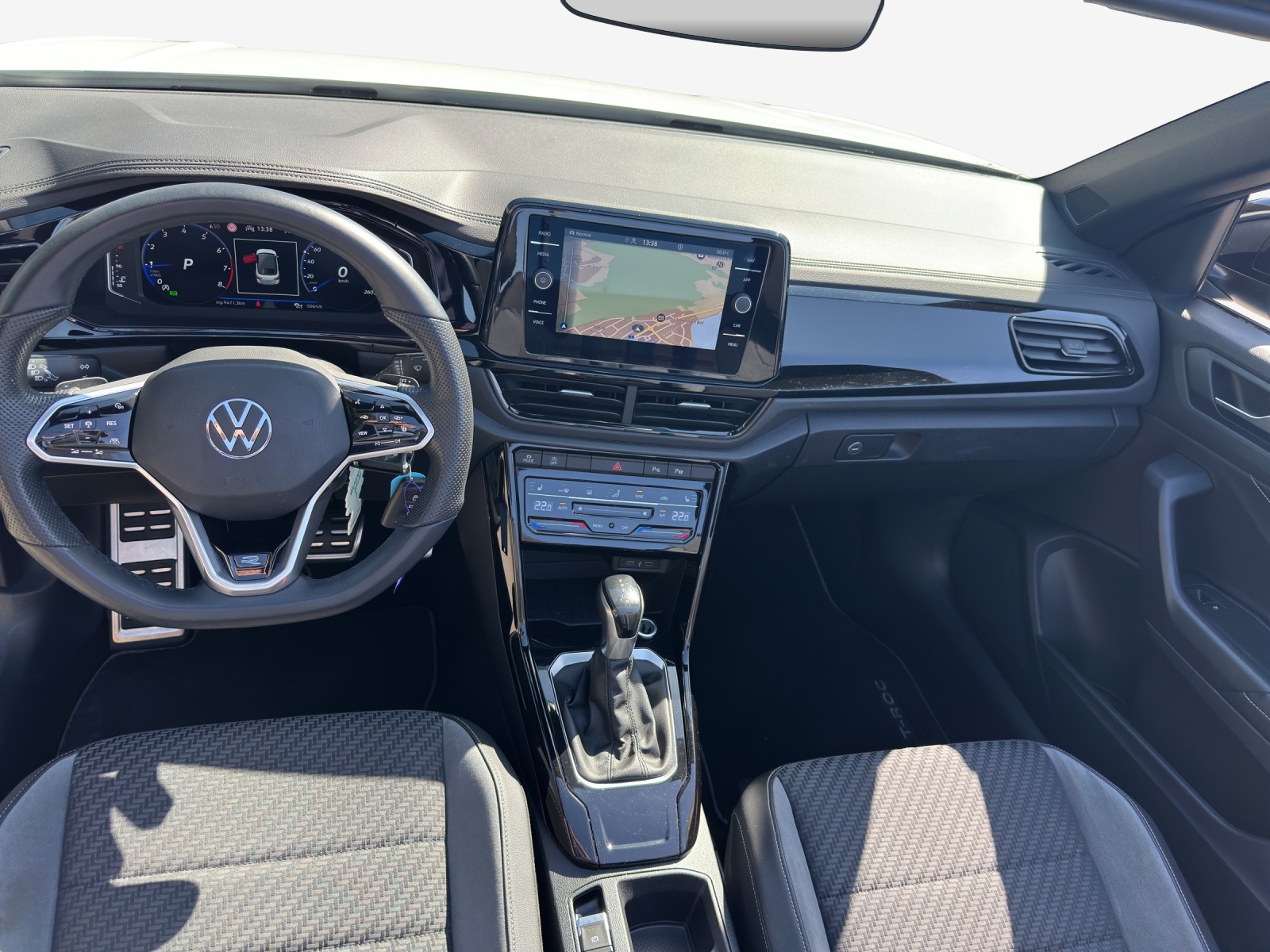 VW T-Roc Cabriolet 1.5 TSI EVO R-Line DSG-image-8