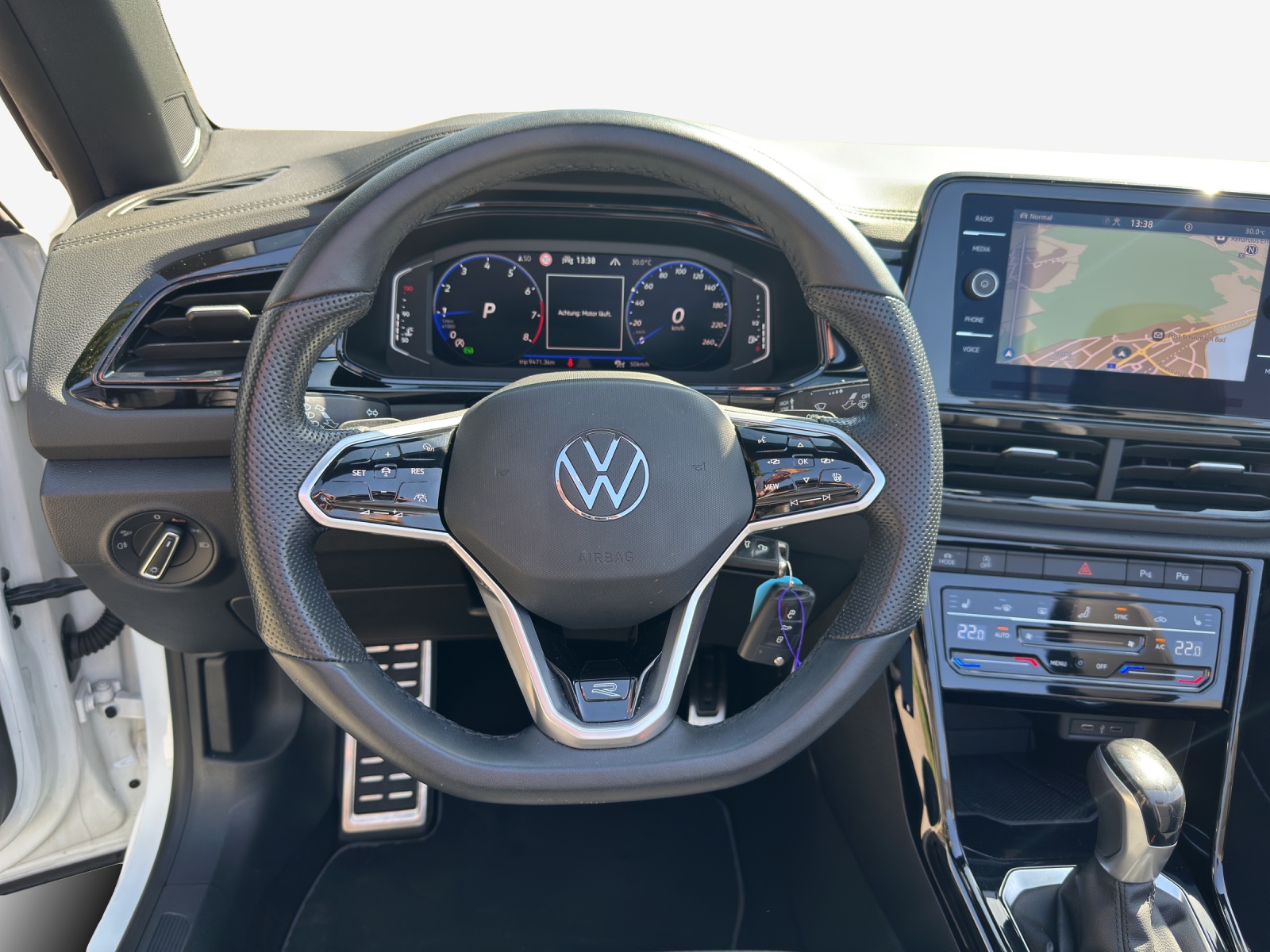 VW T-Roc Cabriolet 1.5 TSI EVO R-Line DSG-image-9
