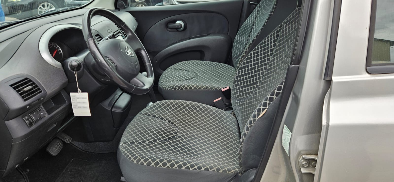 NISSAN 1,4-image-3
