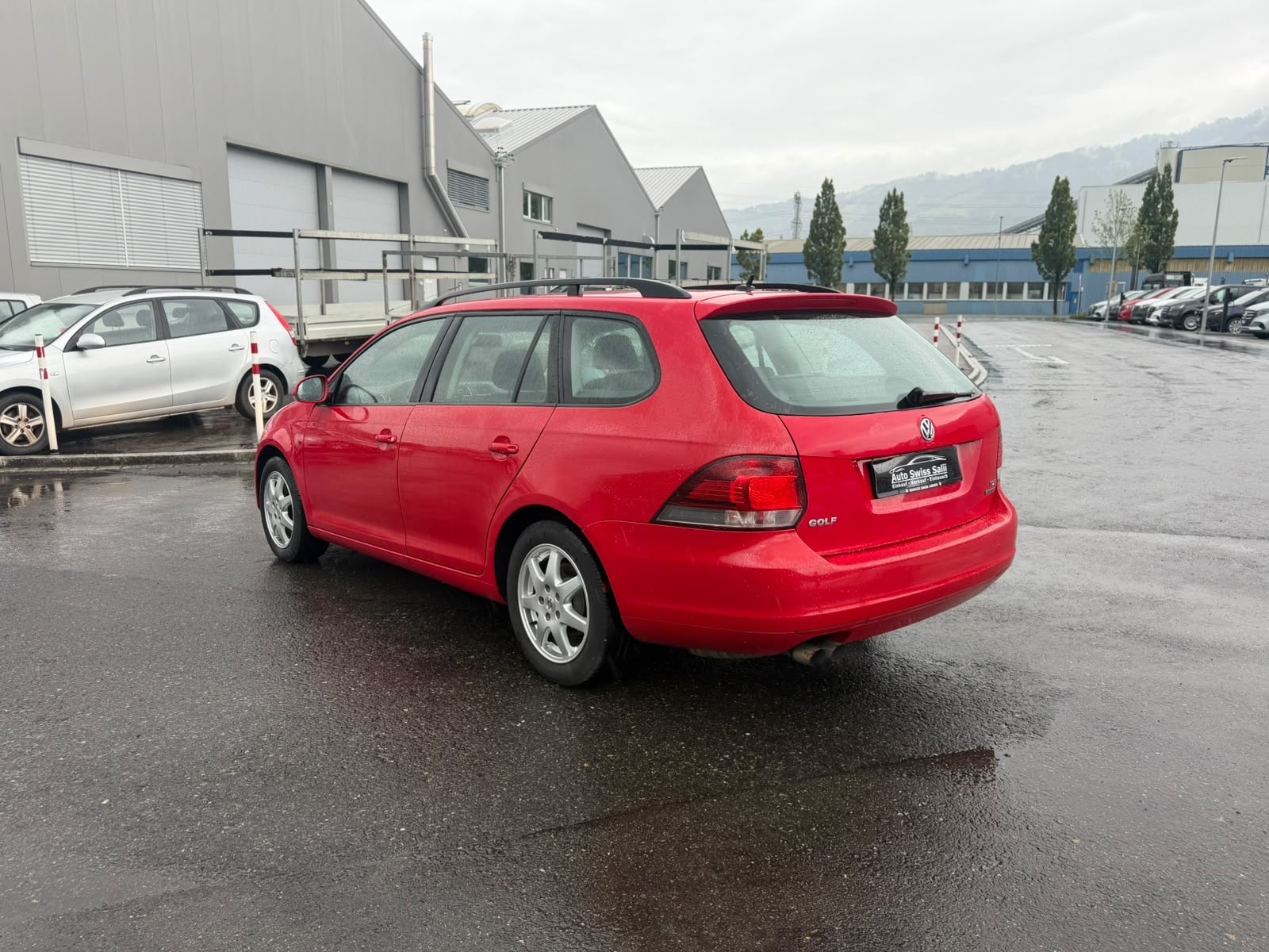 VW Golf Variant 1.6 TDI Team 4Motion-image-4