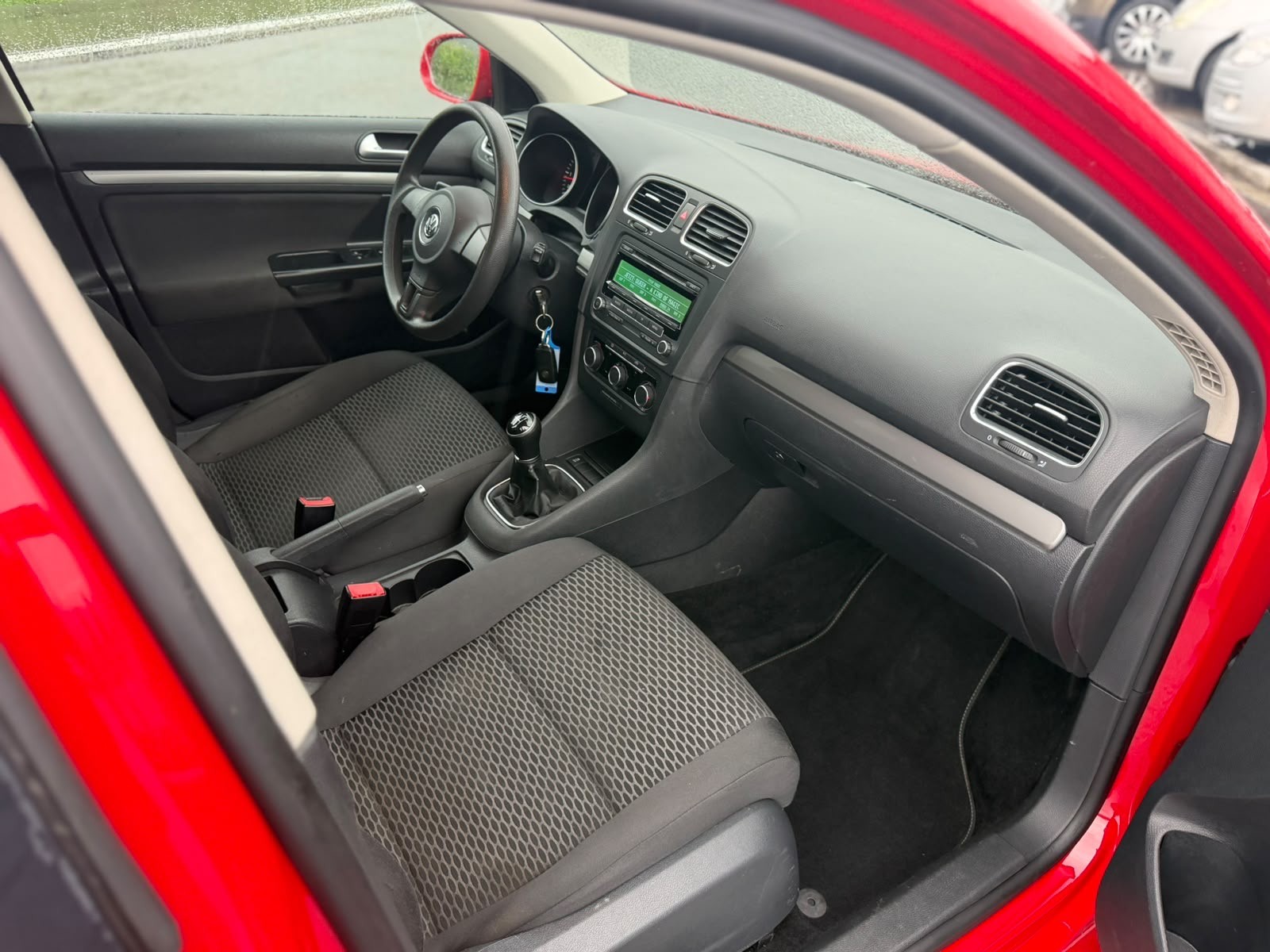 VW Golf Variant 1.6 TDI Team 4Motion-image-7