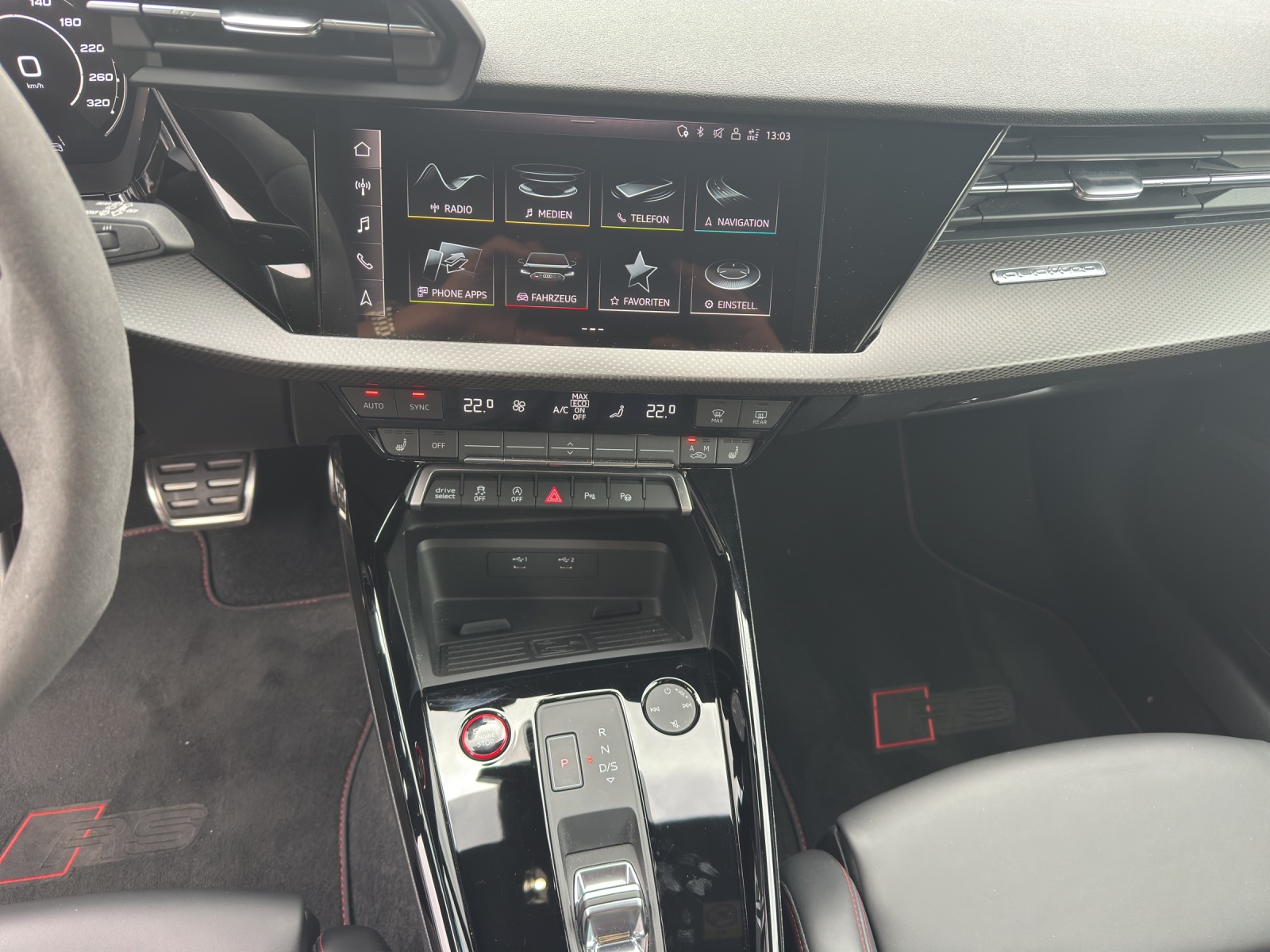 AUDI RS3 Sportback 2.5 TSI quattro S-tronic-image-10