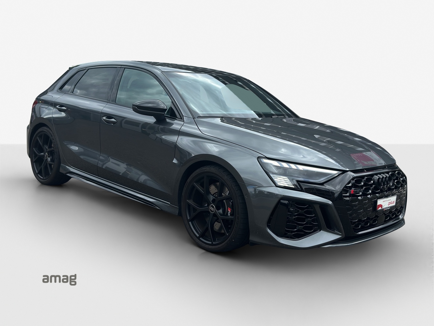 AUDI RS3 Sportback 2.5 TSI quattro S-tronic-image-5