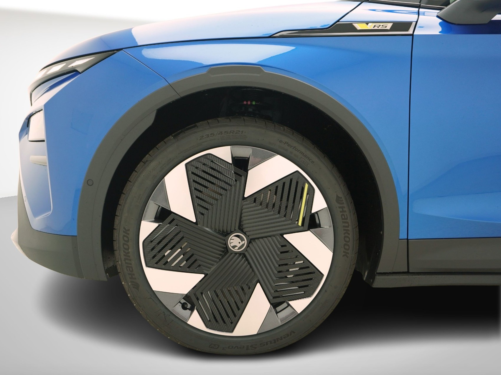 SKODA Elroq RS-MAXX 4x4-image-25