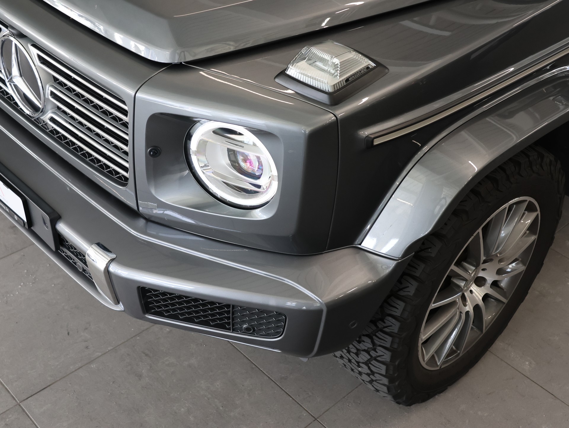 MERCEDES-BENZ G 500 AMG Line 9G-Tronic-image-9