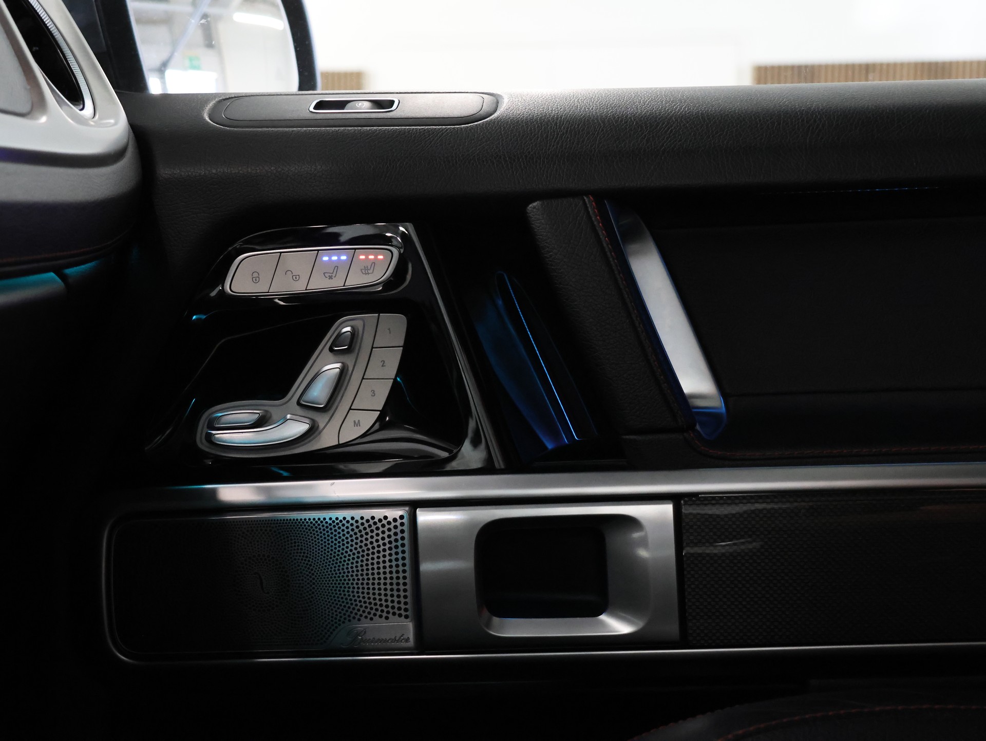 MERCEDES-BENZ G 500 AMG Line 9G-Tronic-image-29