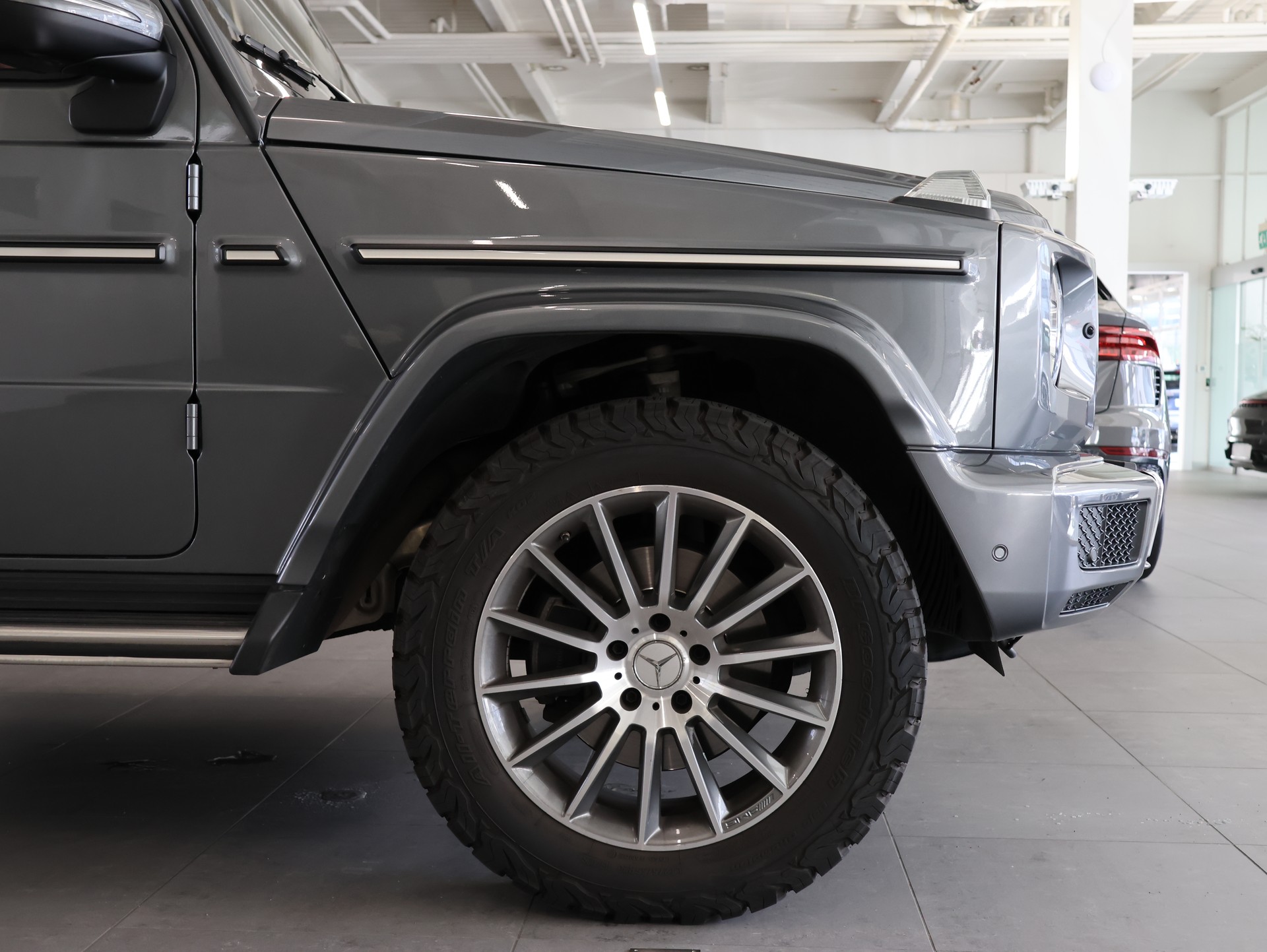 MERCEDES-BENZ G 500 AMG Line 9G-Tronic-image-7