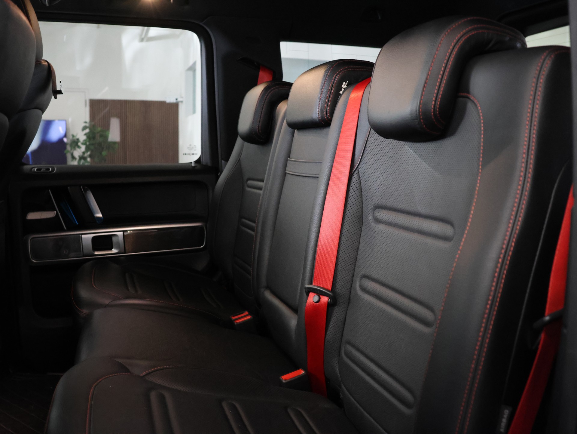 MERCEDES-BENZ G 500 AMG Line 9G-Tronic-image-33
