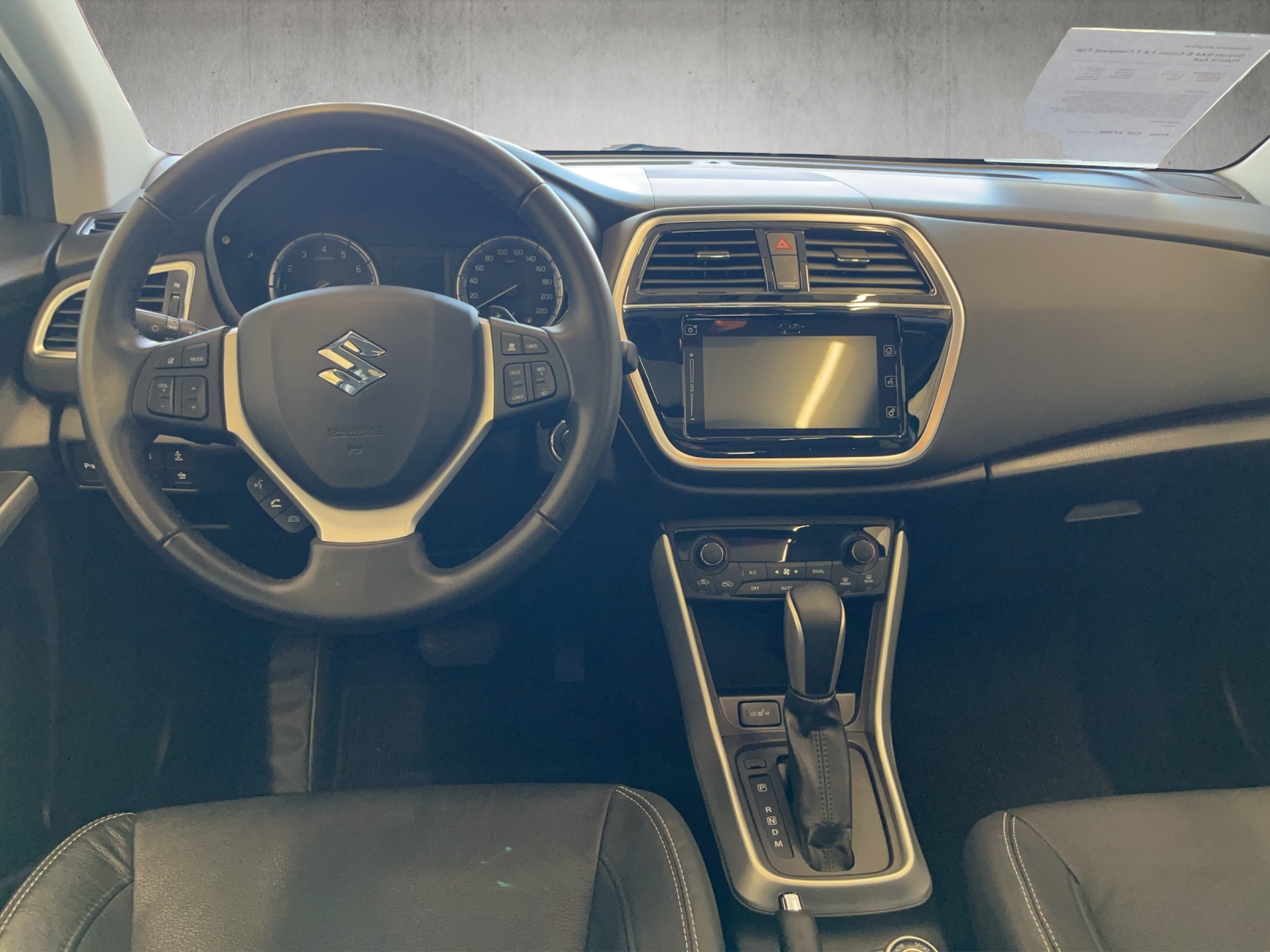 SUZUKI SX4 S-Cross 1.4 T Compact Top Hybrid 4x4-image-9