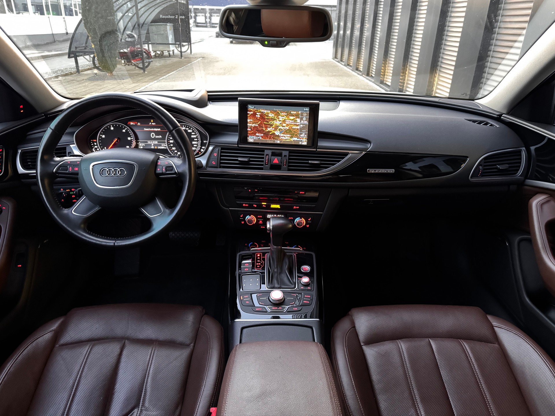 AUDI A6 Avant 3.0 BiTDI V6 quattro tiptronic-image-13