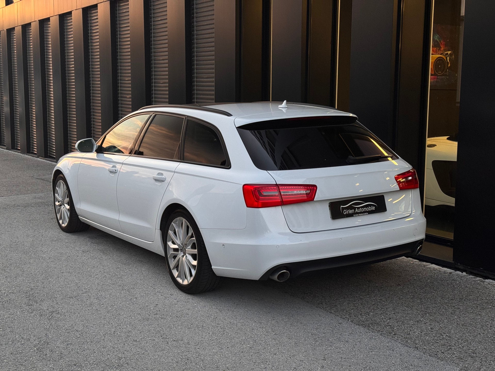 AUDI A6 Avant 3.0 BiTDI V6 quattro tiptronic-image-4