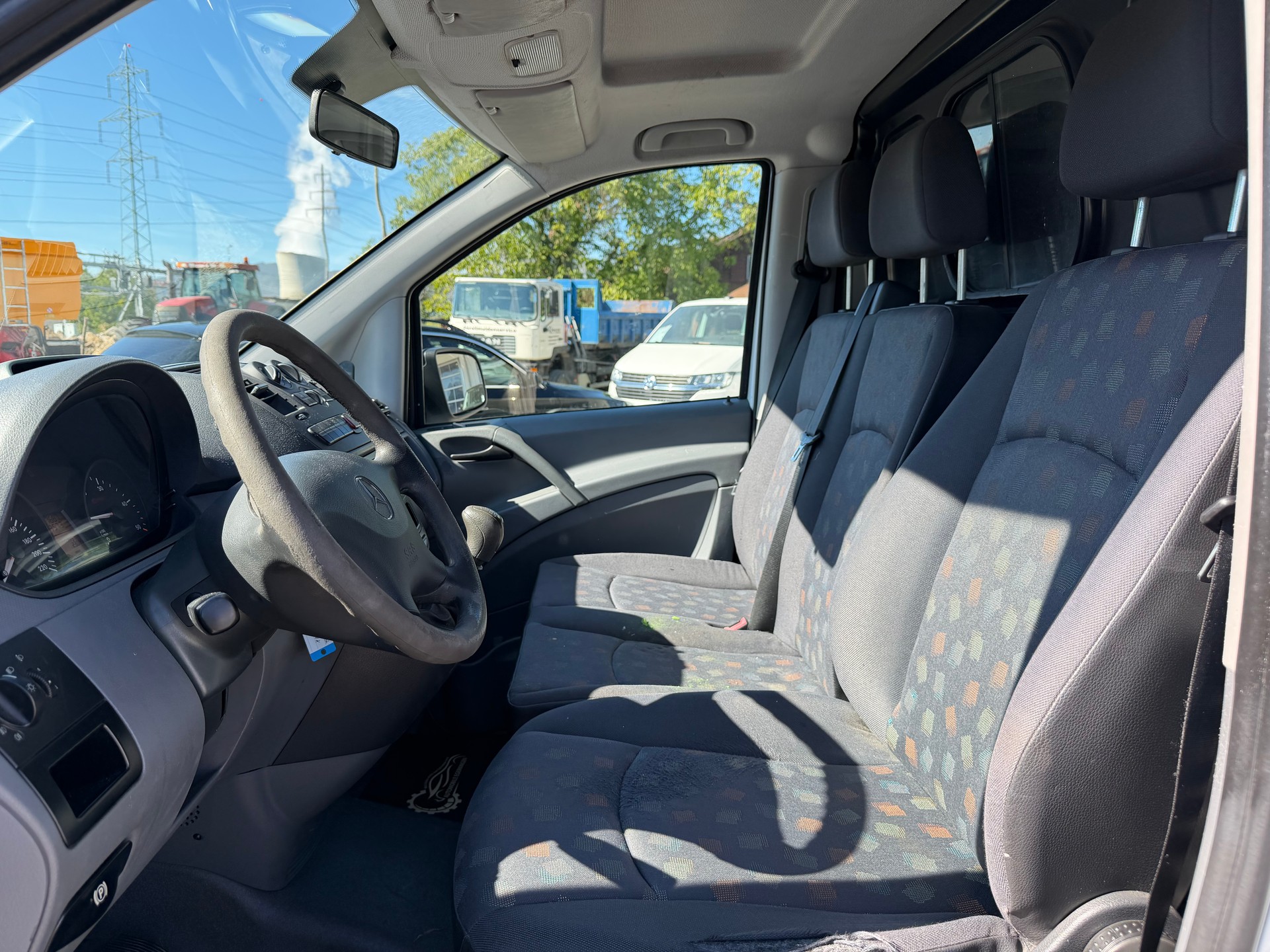 MERCEDES-BENZ Vito 115 CDI-image-9