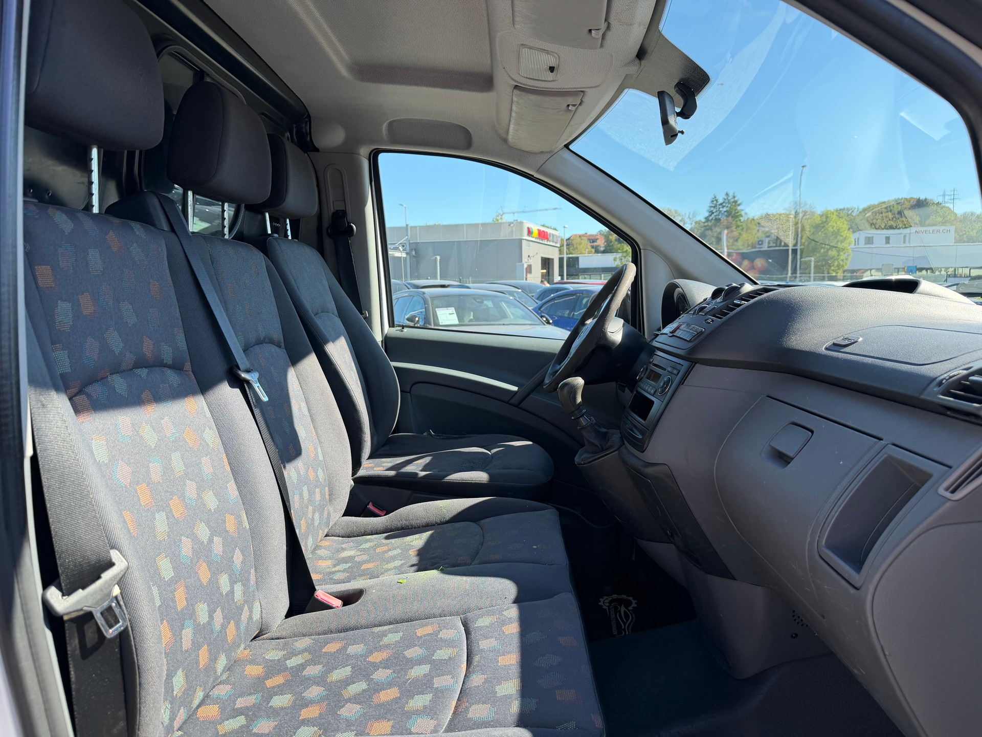 MERCEDES-BENZ Vito 115 CDI-image-10
