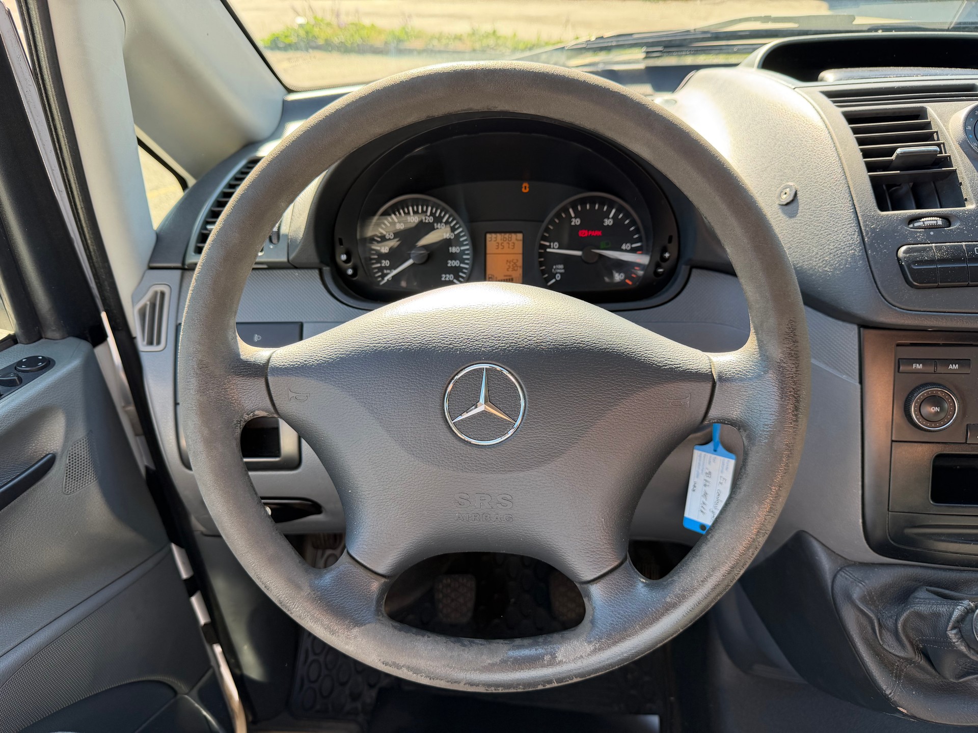 MERCEDES-BENZ Vito 115 CDI-image-12