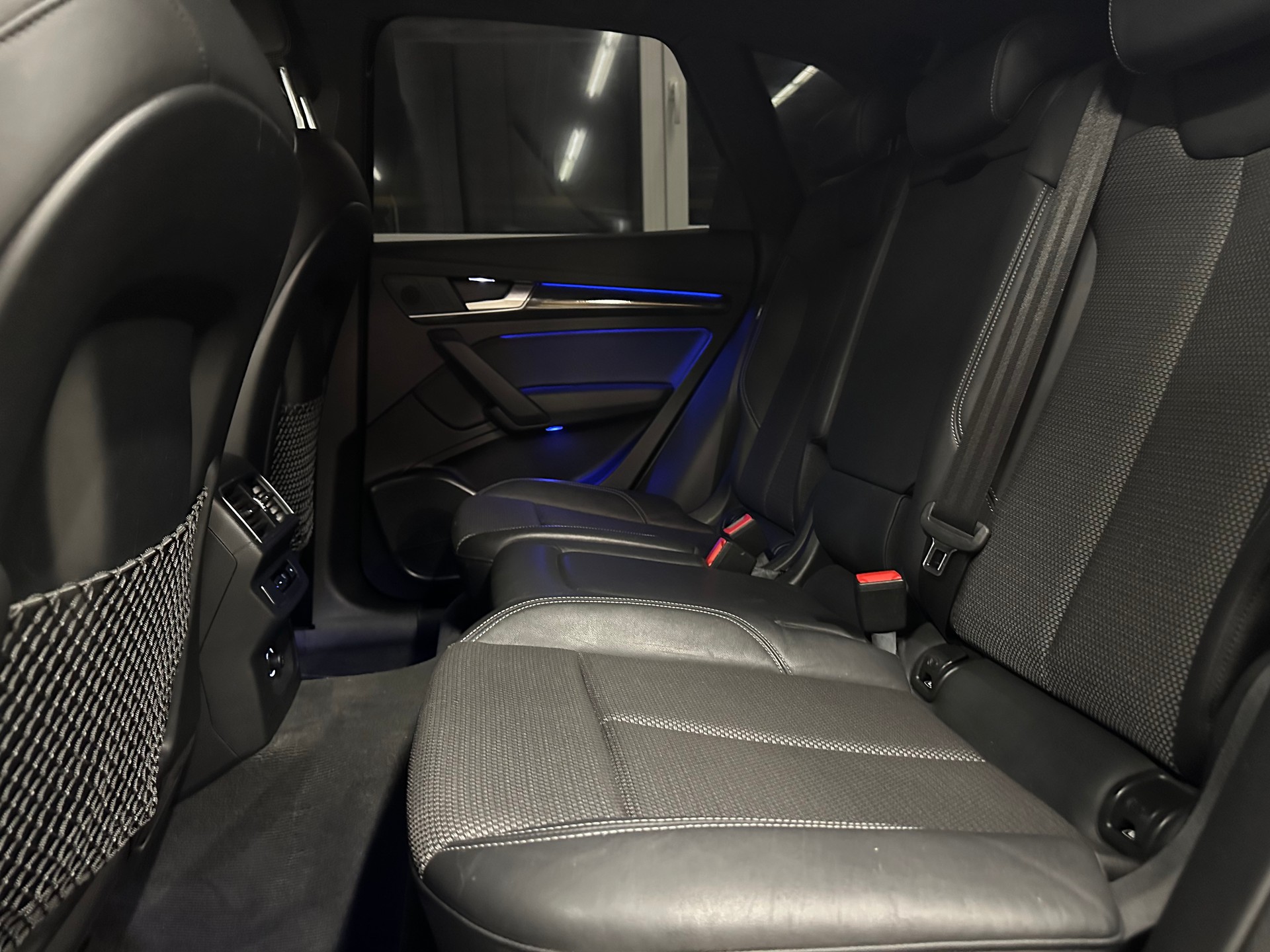 AUDI Q5 40 TDI sport quattro S-tronic *S-LINE-Competition-Paket*-image-6