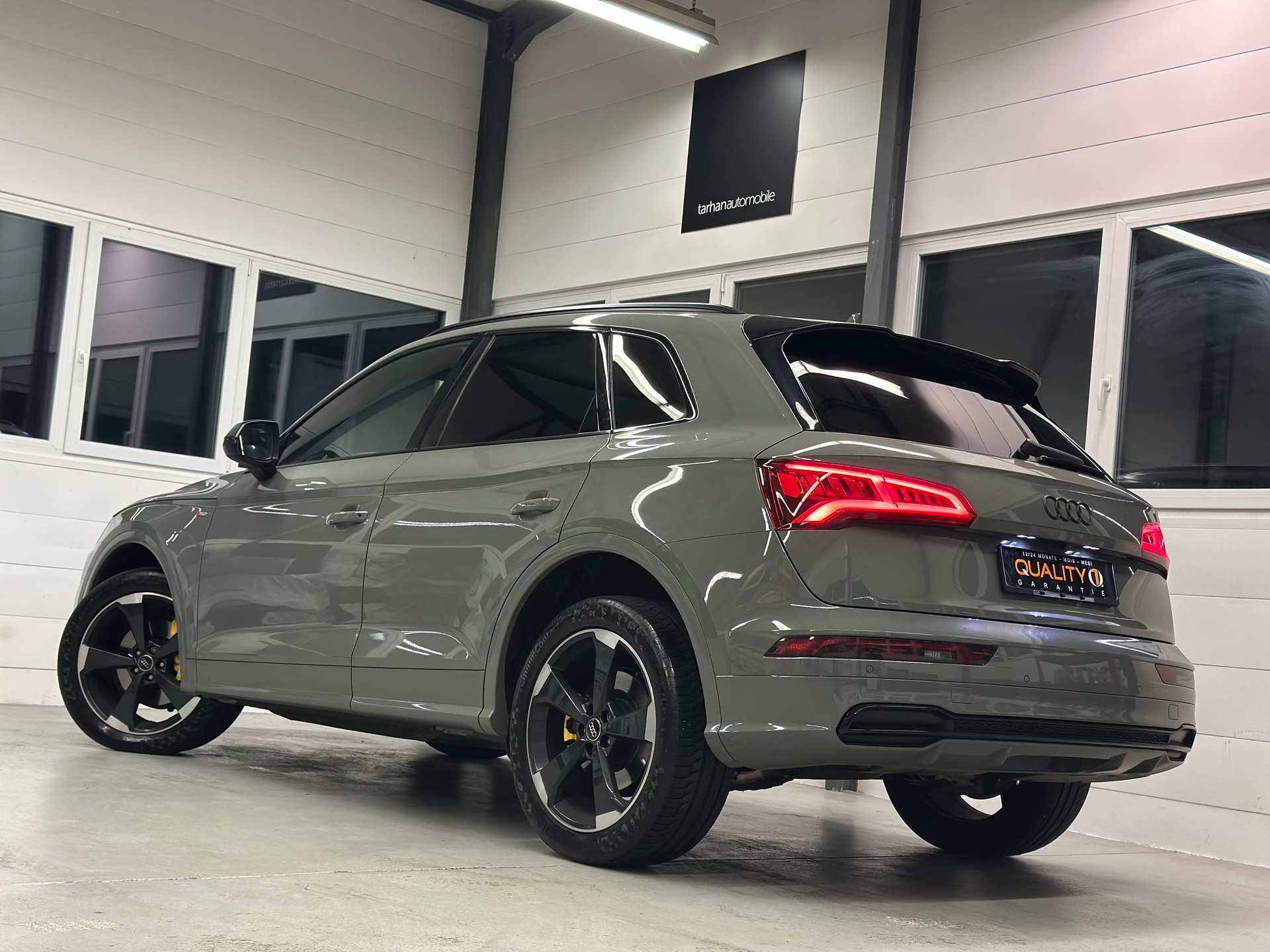 AUDI Q5 40 TDI sport quattro S-tronic *S-LINE-Competition-Paket*-image-1