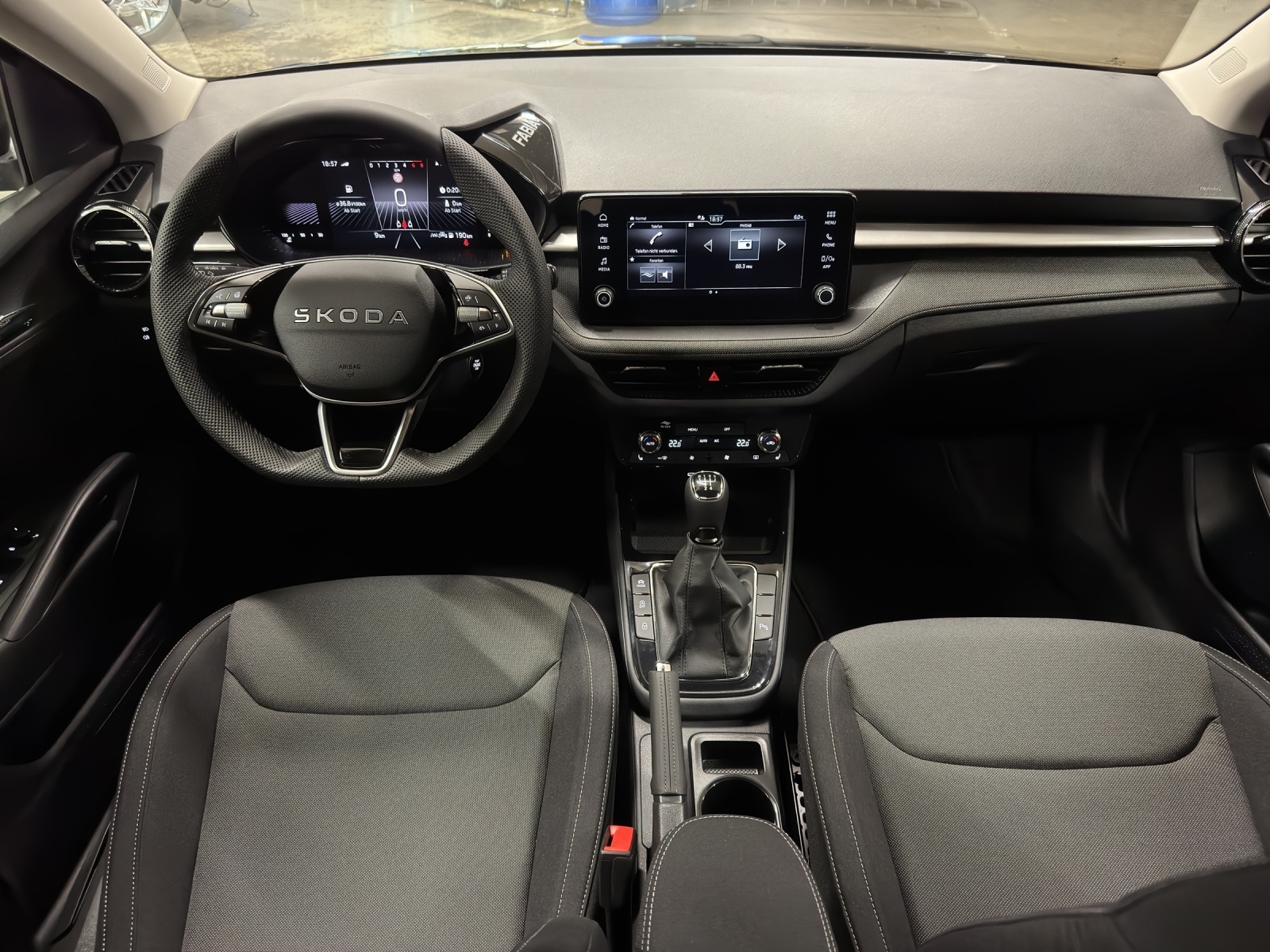 SKODA Fabia 1.0 TSI Selection-image-7