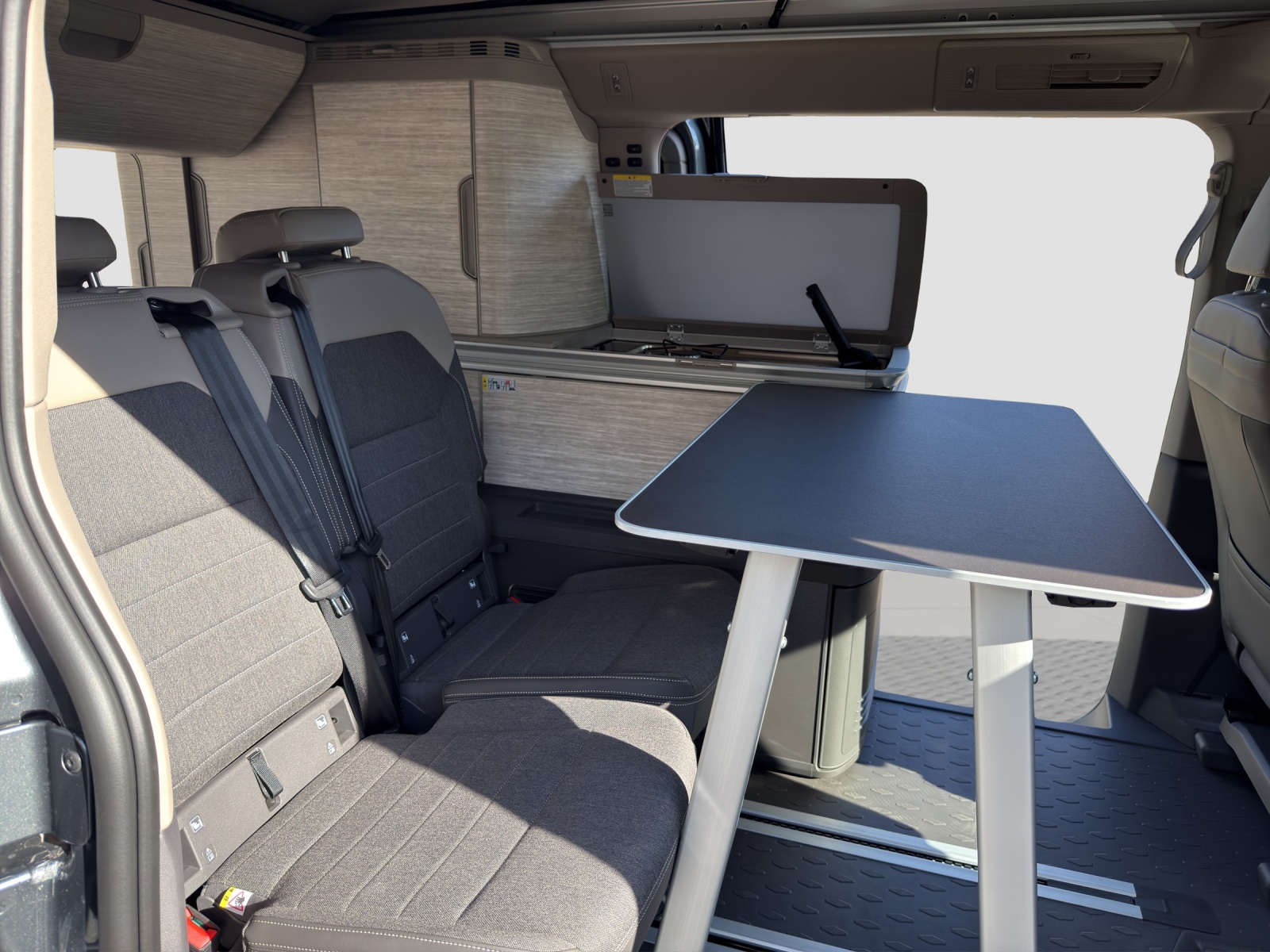 VW California 2.0 TDI Beach Ocean Liberty-image-12