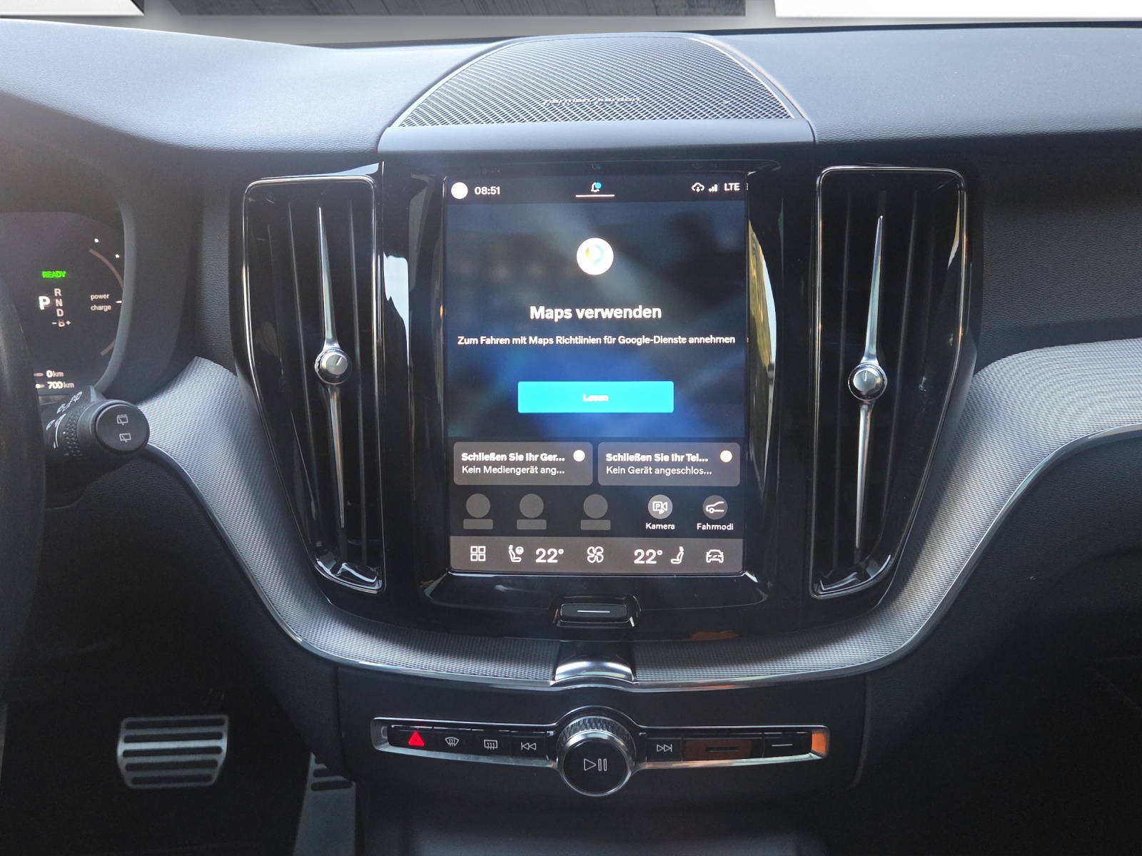 VOLVO XC60 T6 eAWD R-Design Geartronic-image-12