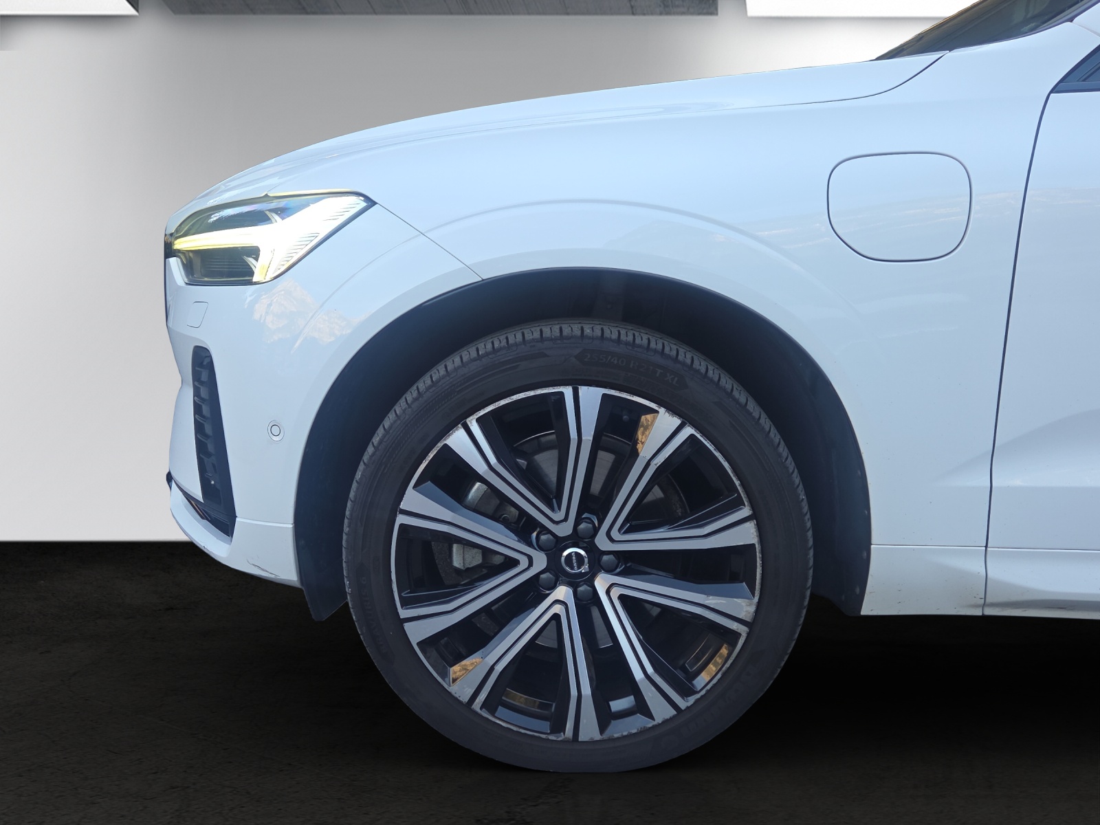 VOLVO XC60 T6 eAWD R-Design Geartronic-image-8